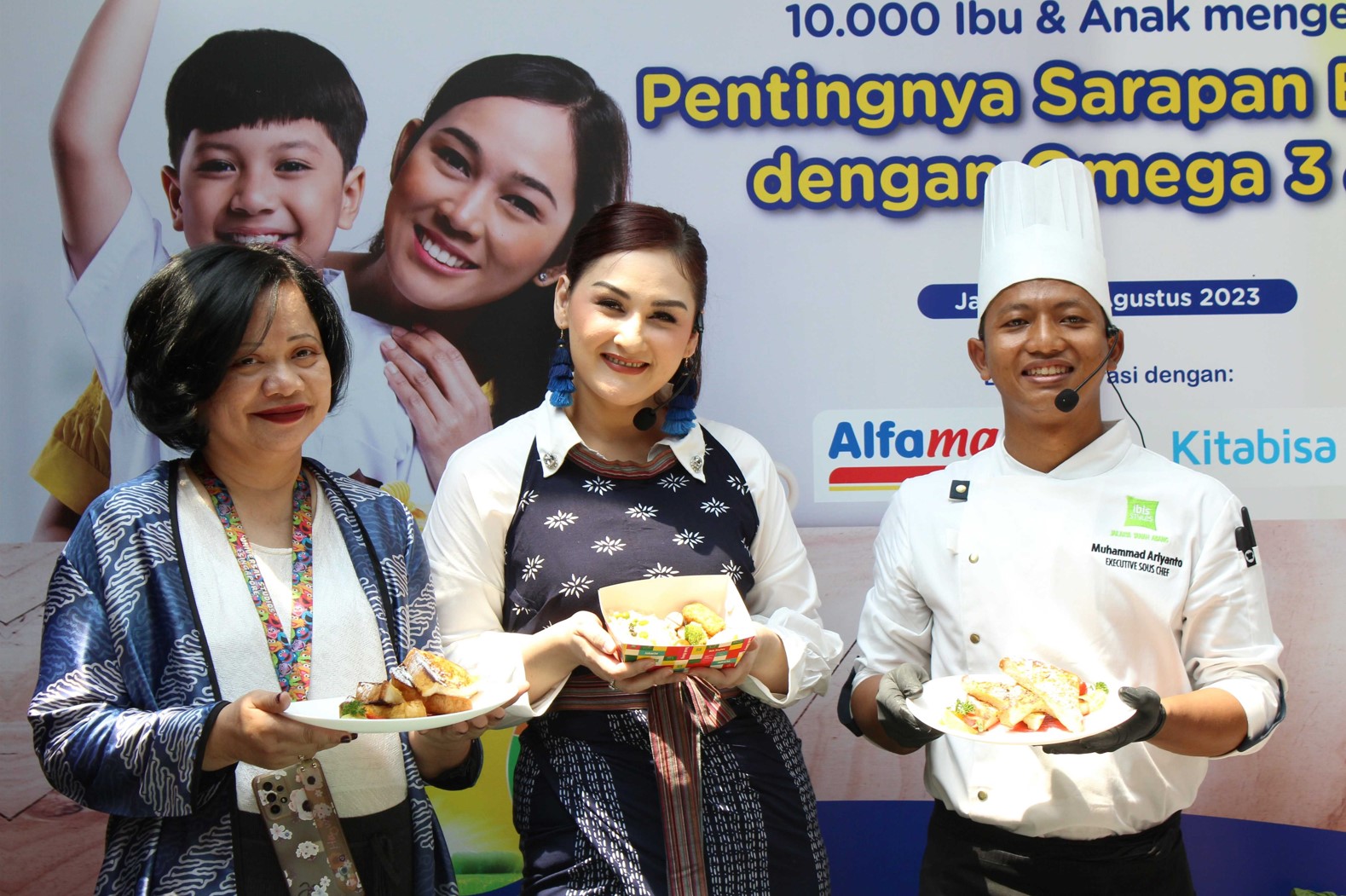 Acara tentang pentingnya sarapan sehat yang digelar Blue Band