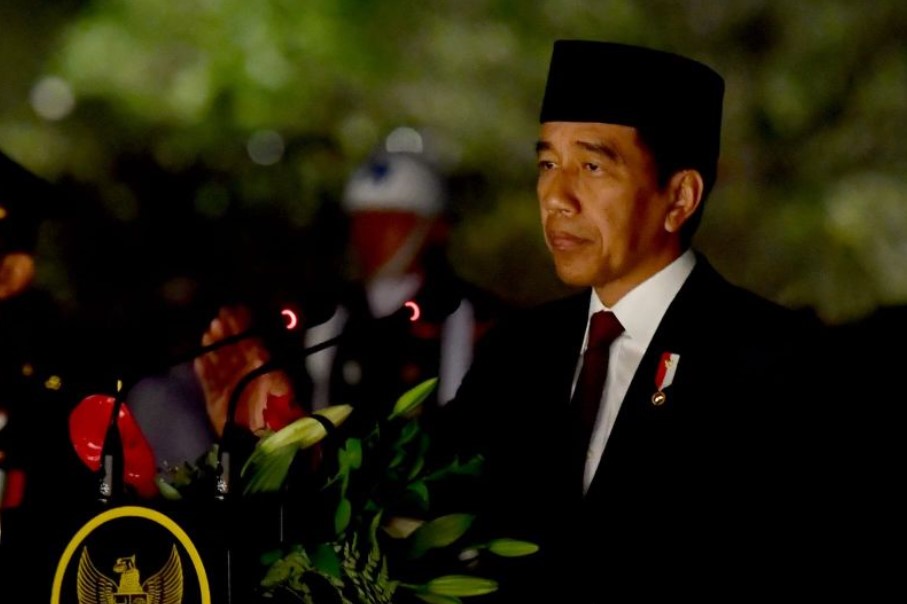 Jokowi Pimpin Apel Kehormatan dan Renungan Suci di TMP Kalibata