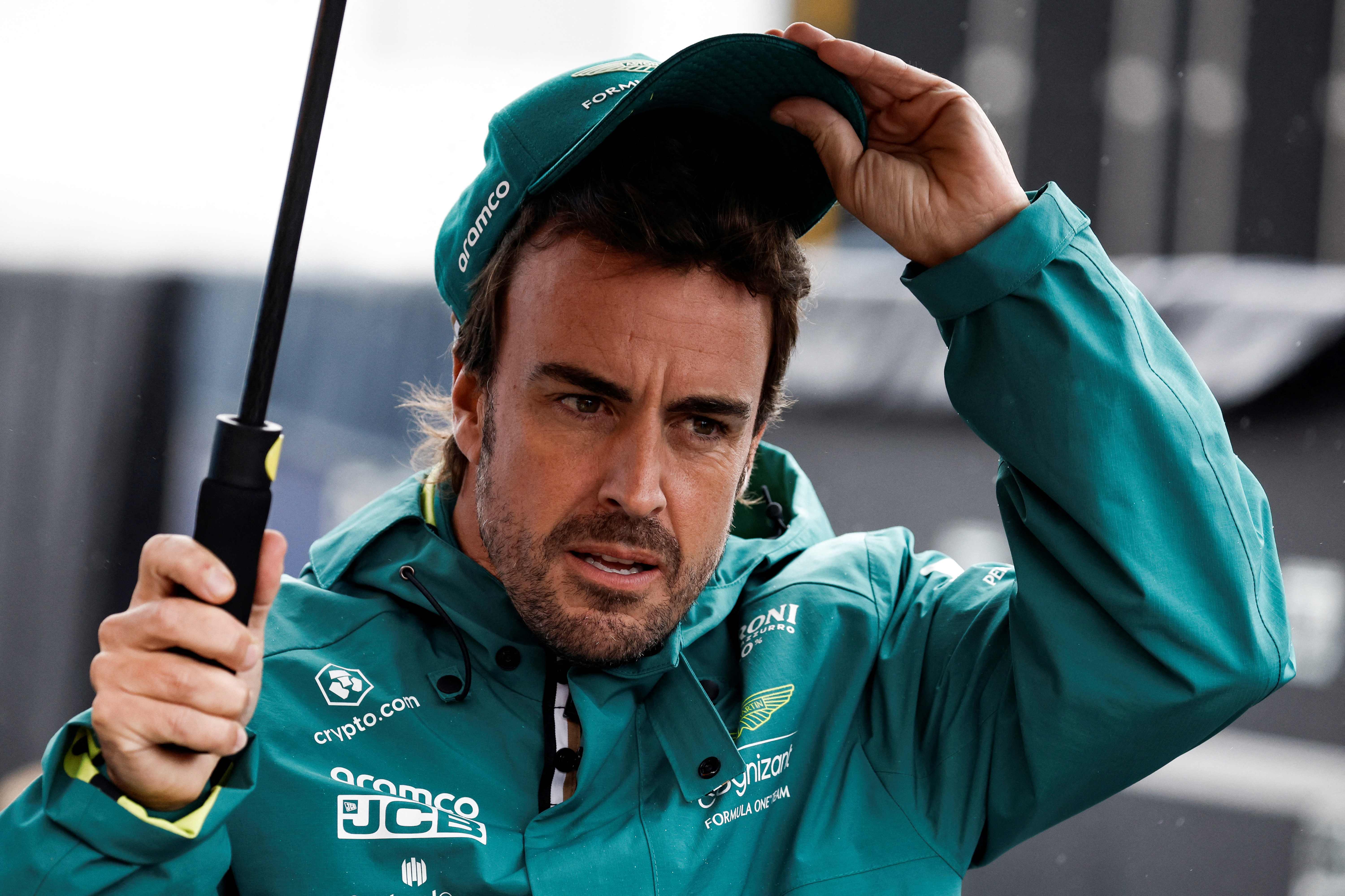 Pembalap Aston Martin Fernando Alonso