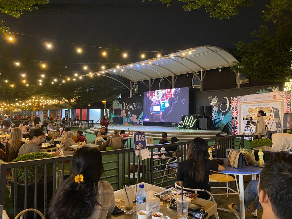 Kemenparekraf menggelar Sinema Keliling di J Walk - J City, Medan, Sumatra Utara.