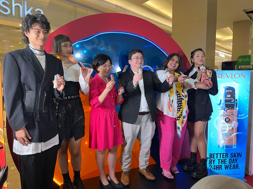 Revlon Indonesia menggelar konferensi pers untuk kampanyekan #RevlonIsMe di Jakarta.