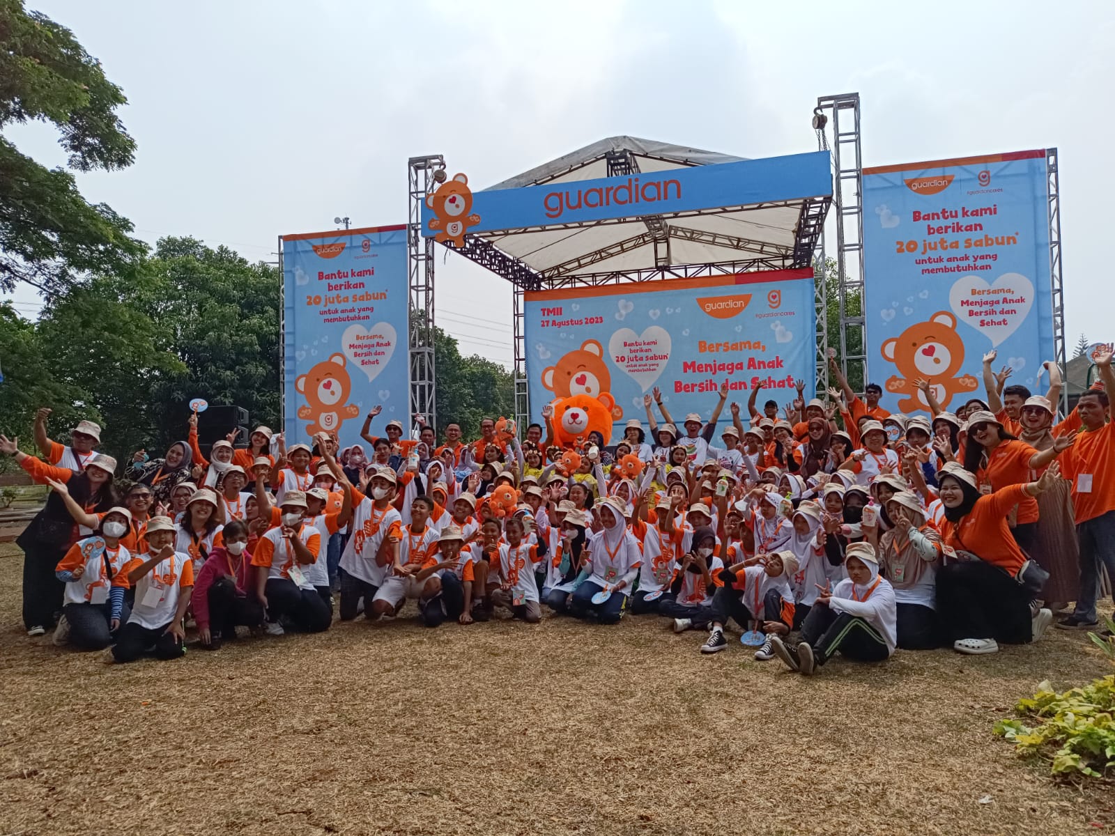 Guardiancares Kids Carnival diselenggarakan di Museum Purna Bhakti Pertiwi Taman Mini Indonesia Indah pada Minggu (27/8).