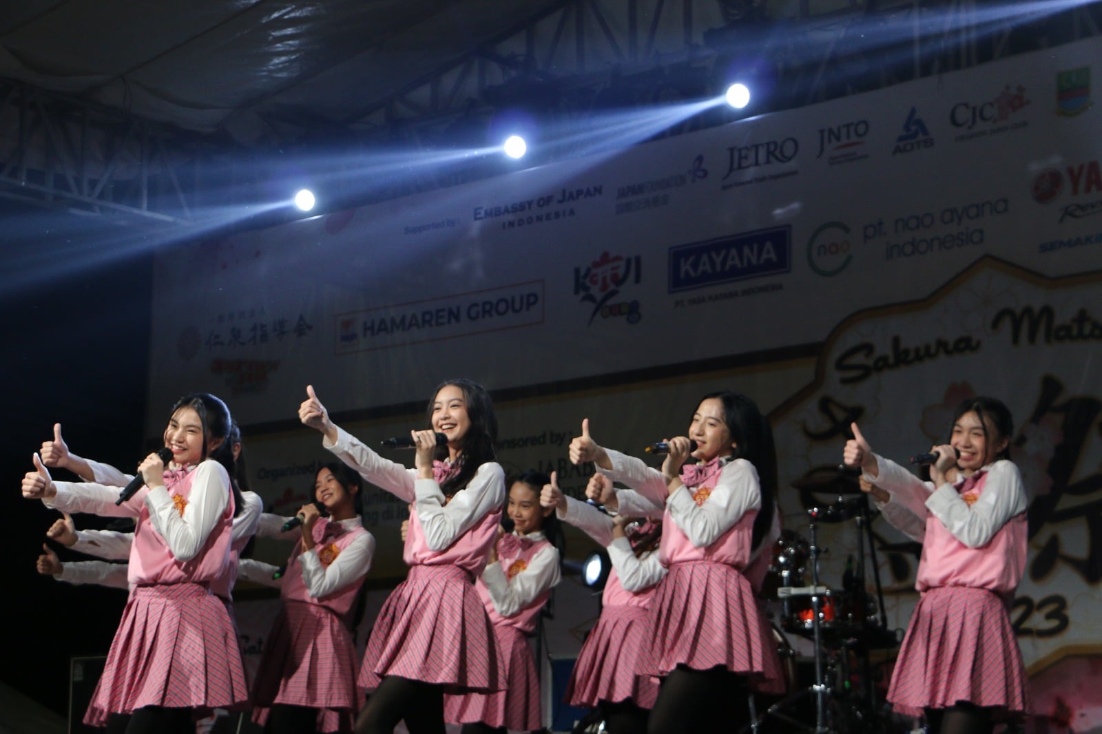 Penampilan JKT48 di Festival Sakura Matsuri 2023