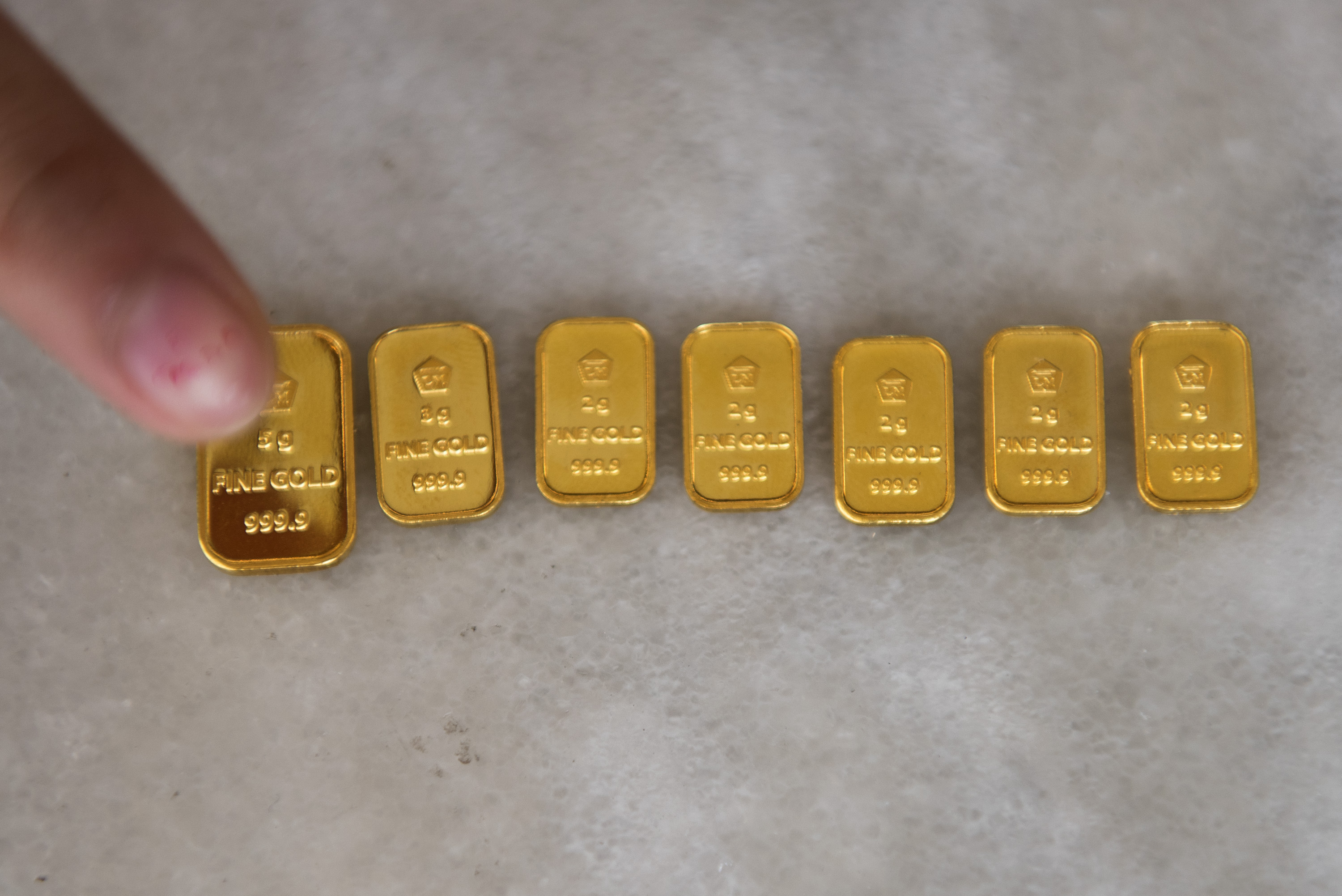 Harga Emas Antam Hari Ini naik Rp2.000 