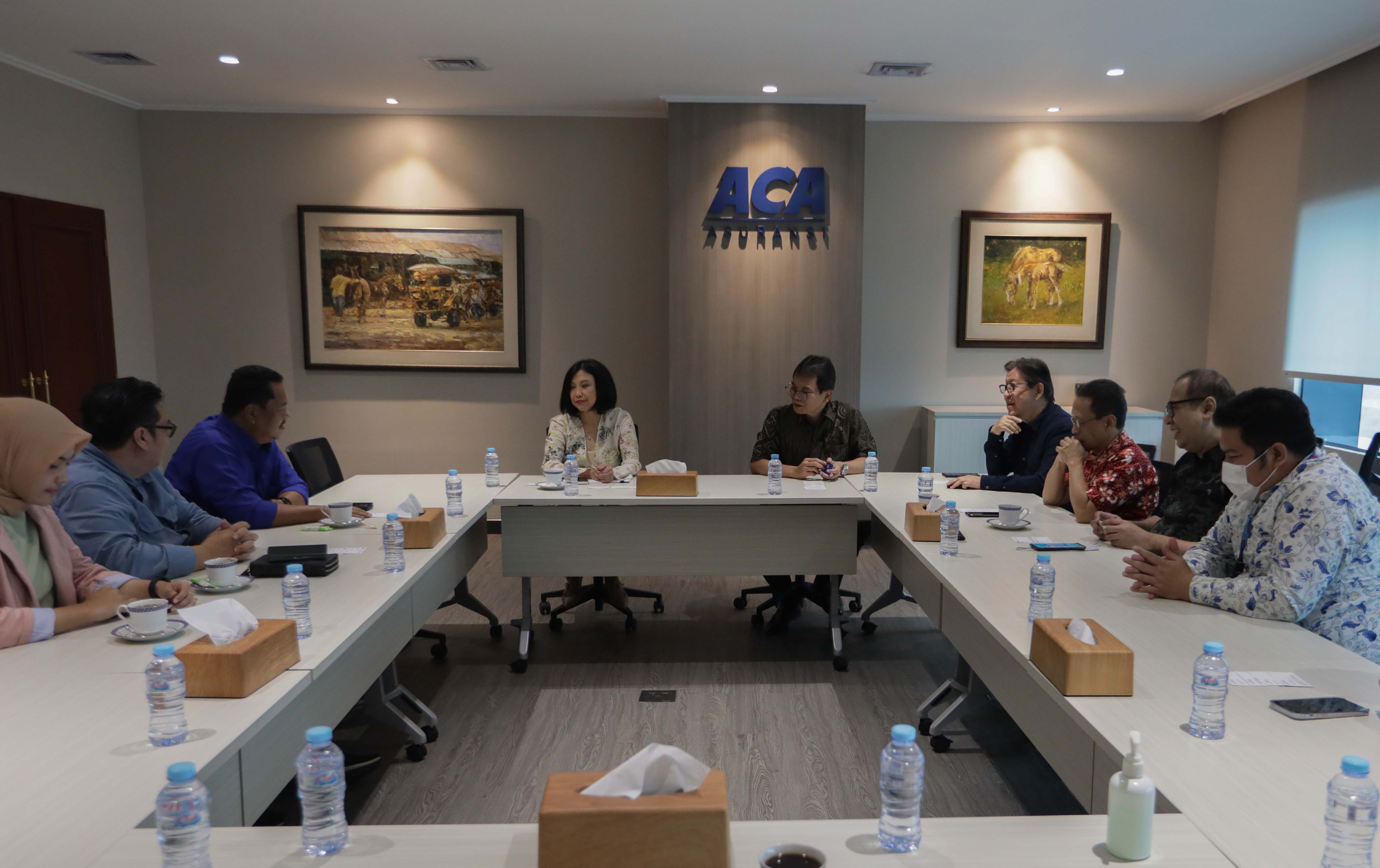 Pertemuan Dewan Direksi Media Indonesia dengan Direksi PT Asuransi Central Asia