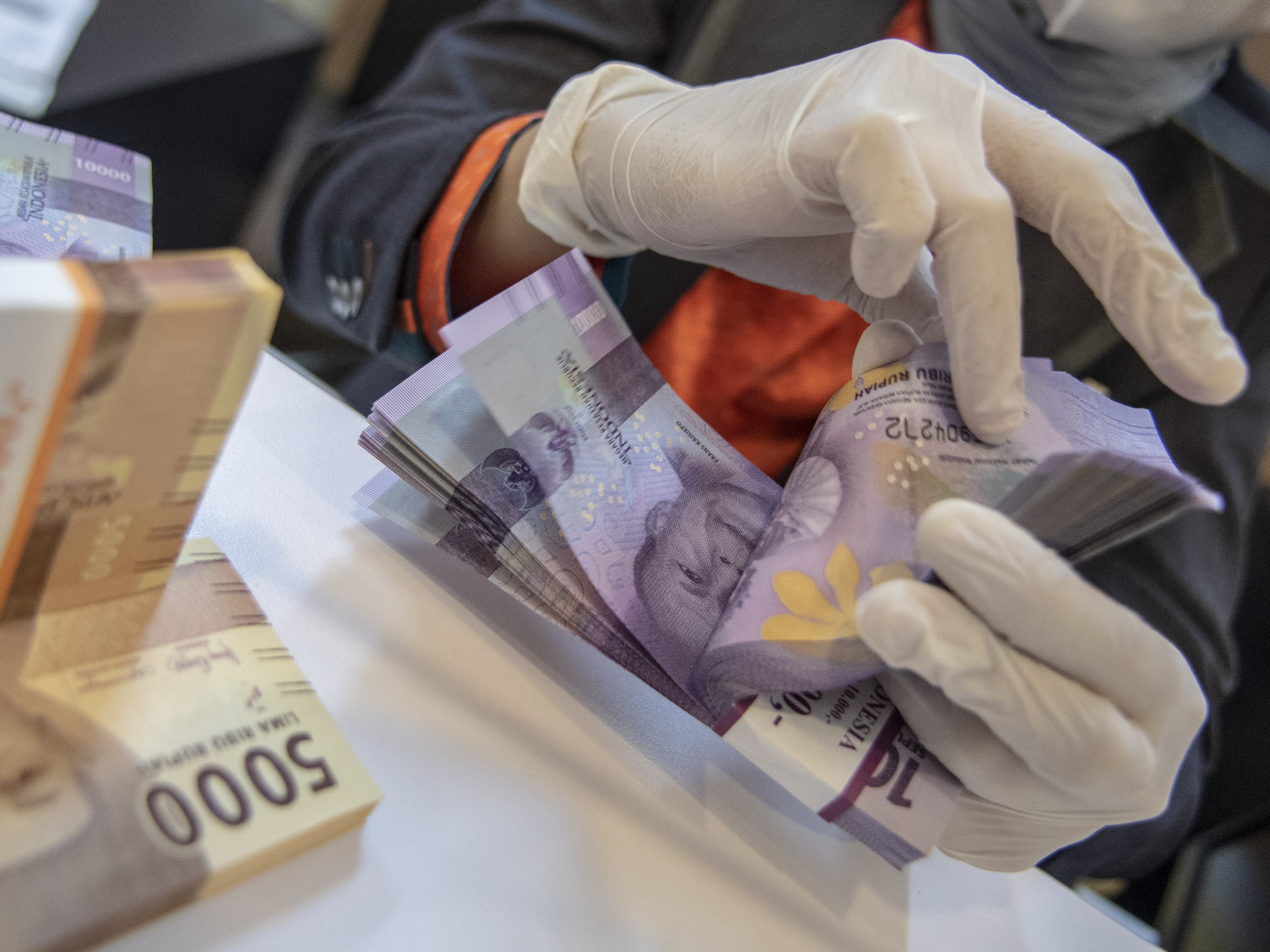 Alasan Orang Kaya Membeli Mobil secara Kredit