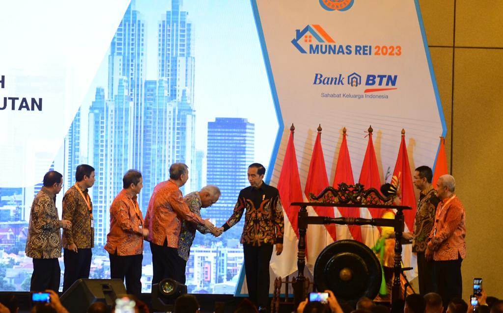 Presiden Joko Widodo membuka Munas REI ke-17 tahun 2023