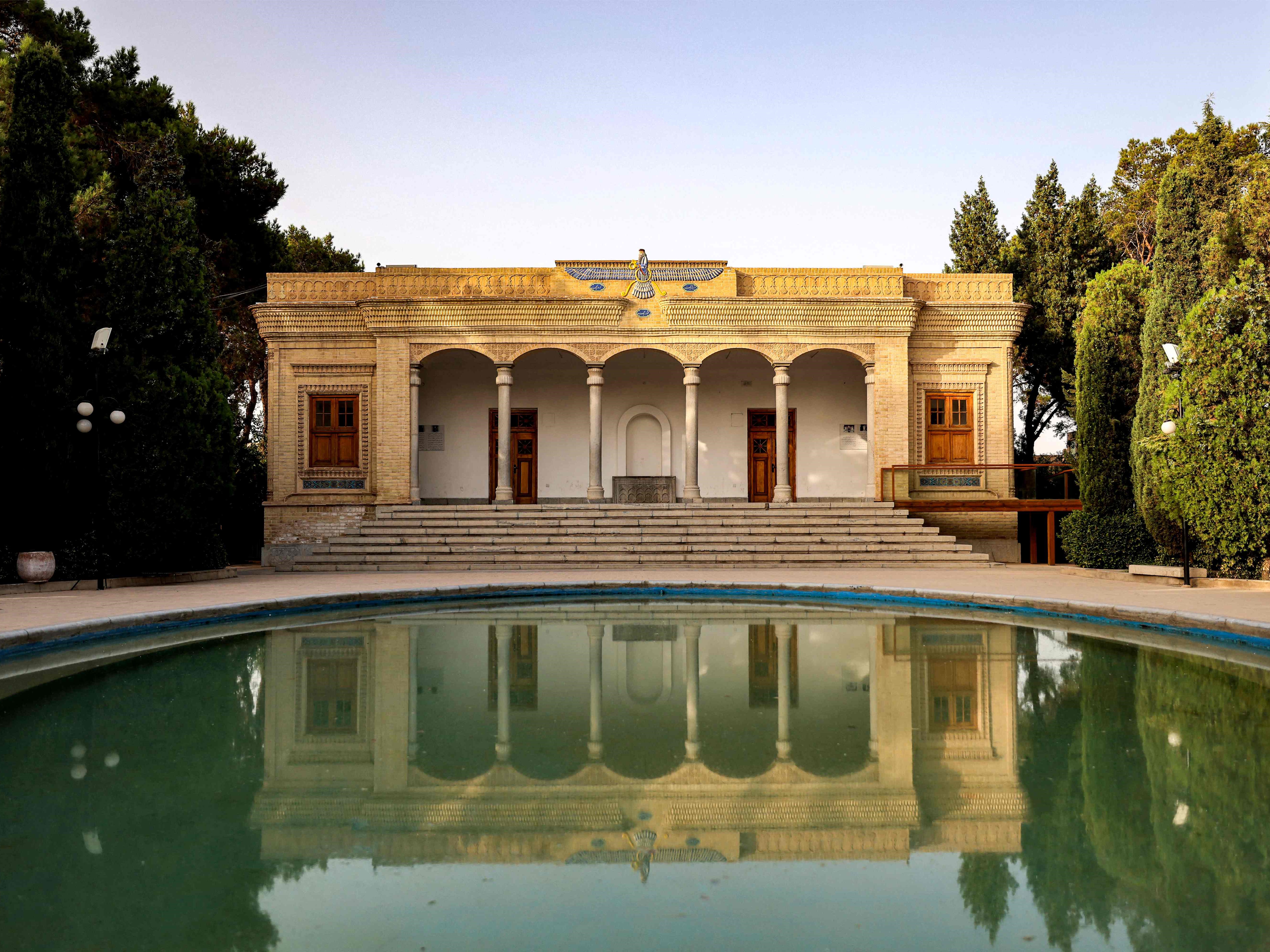 Fasad Kuil Api Yazd (Yazd Atash Bahram) di Iran tengah.