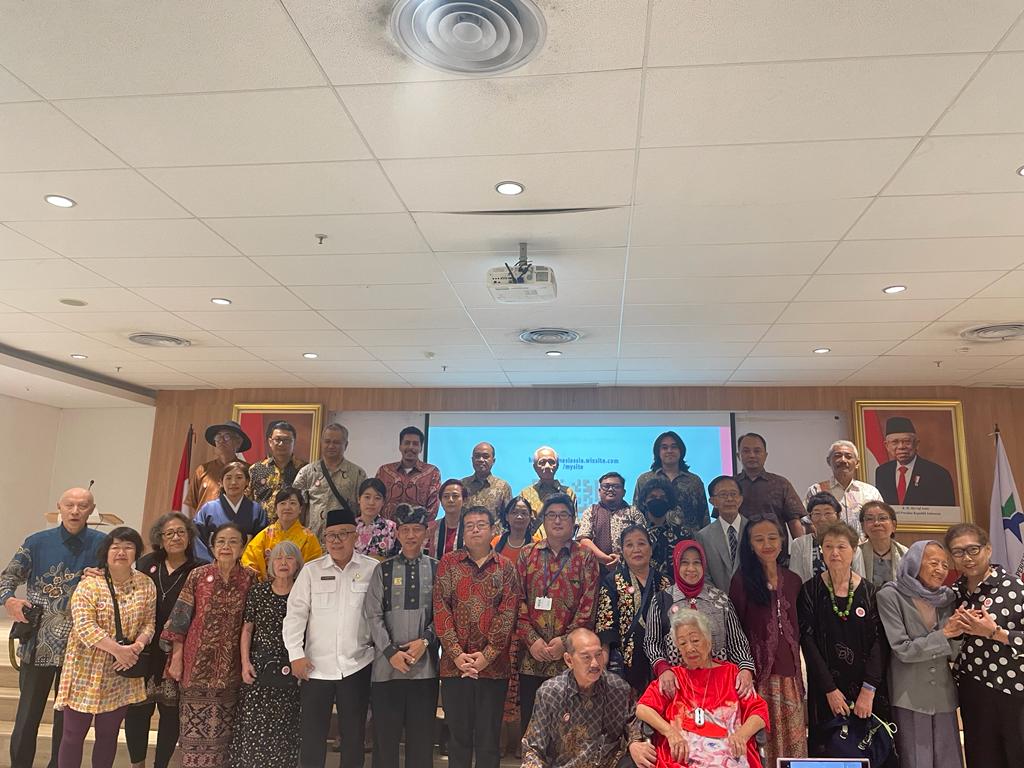 Para Perupa asal Jepang dan Indonesia 