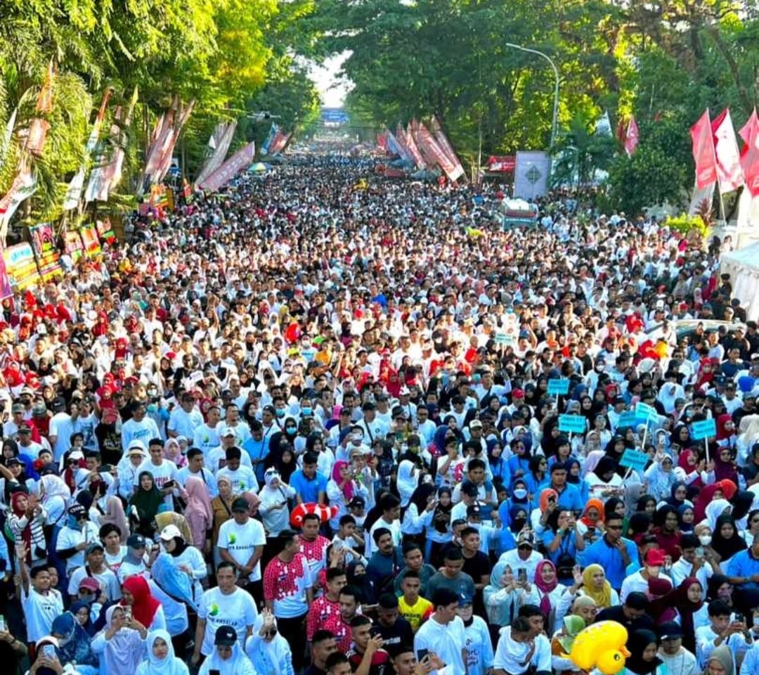 Jalan sehat di Makassar, Sulawesi Selatan