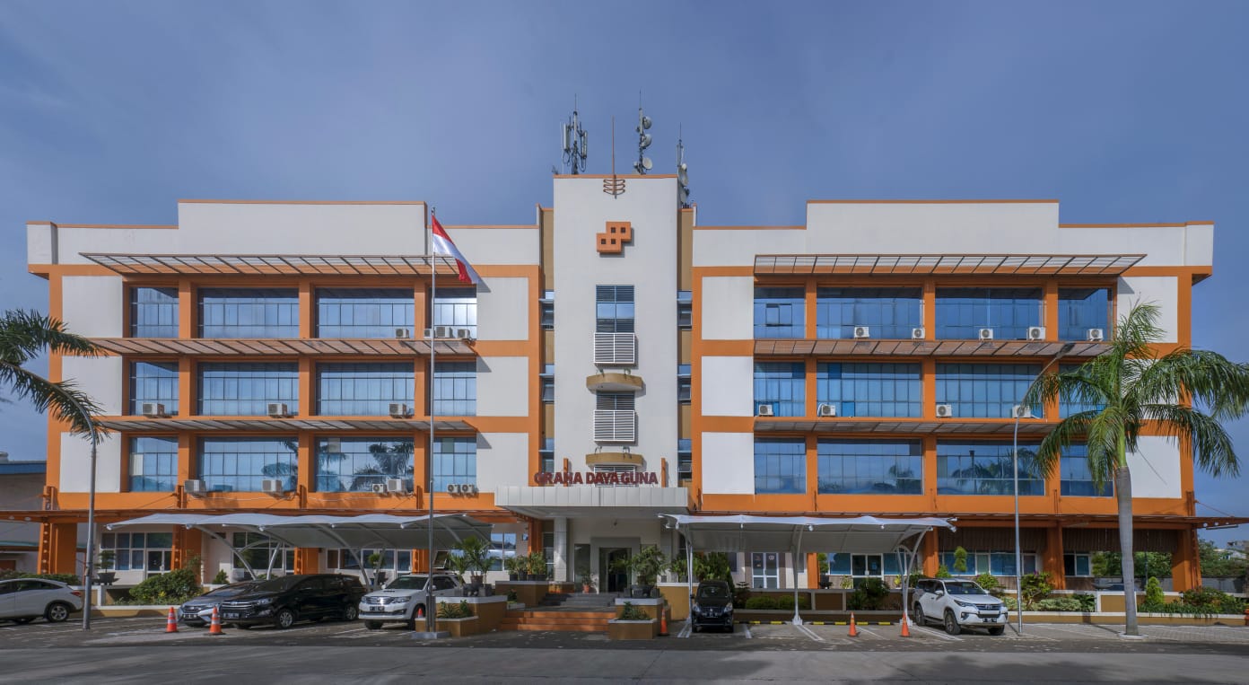 PT JIEP telah berhasil berkarya dan berkontribusi untuk pertumbuhan perkenomian.