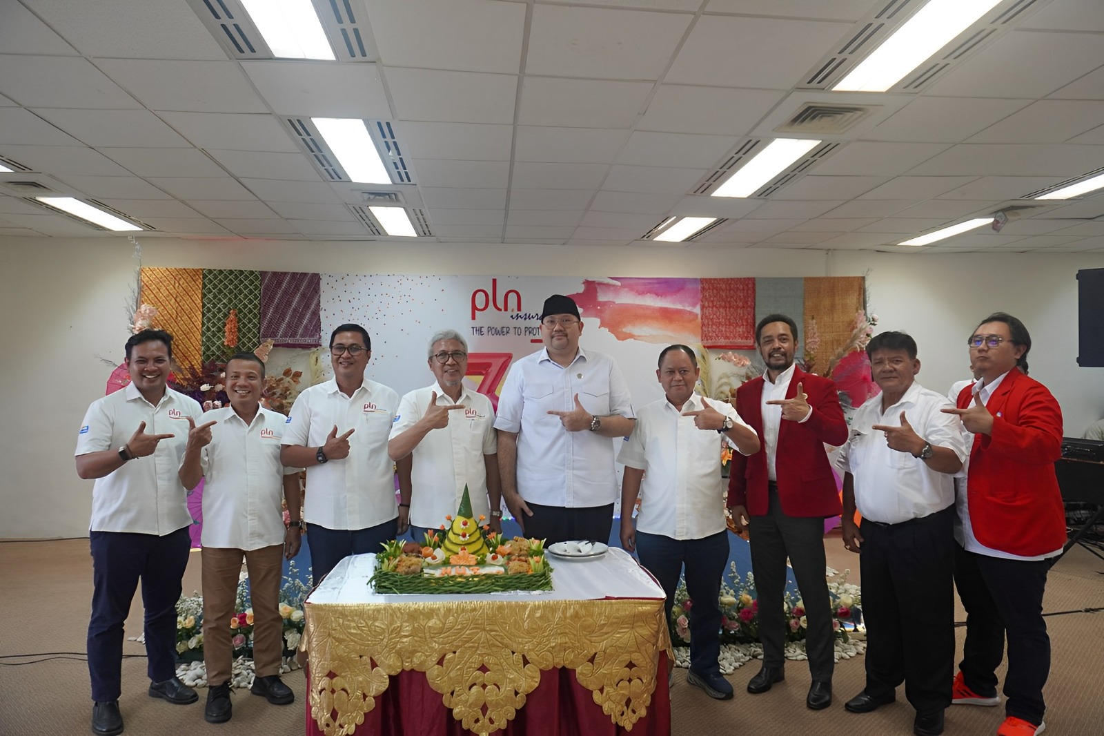 PLN Insurance menggelar kegiatan syukuran acara perayaan ulang tahun ke-32 dengan tema “Grow to Become Bigger” di Jakarta.
