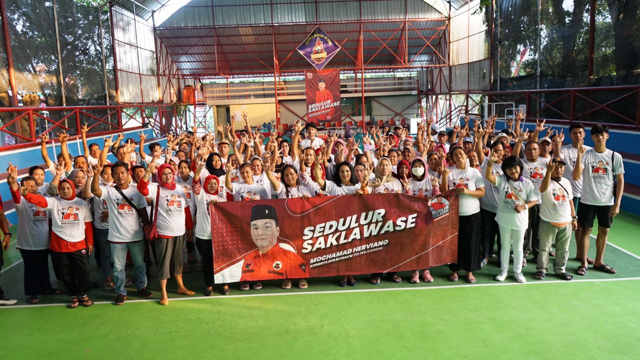 Tim Relawan Sedulur Saklawase menggelar kegiatan di Salatiga, Jawa Tengah.