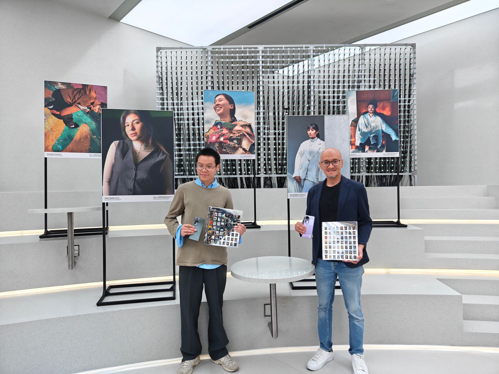 Peringati HUT Ke-78 RI, Oppo Hadirkan 1.000 Figur Anak Muda Inspiratif  