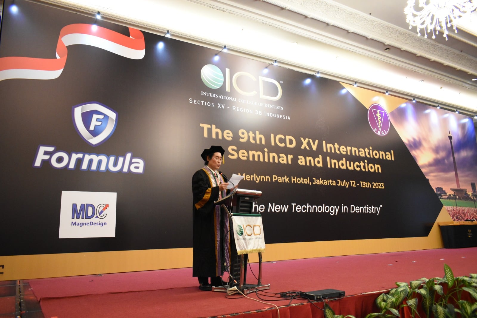 Formula menghadirkan teknologi perawatan gigi dan mulut pada acara “The 9th ICD XV International Congress and Induction” di Jakarta.