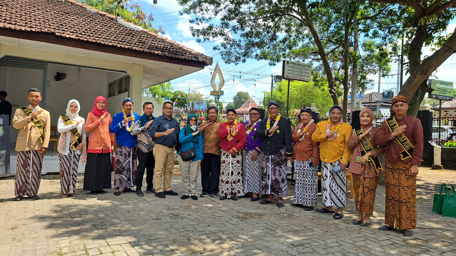 Karnaval Polbangtan Yogyakarta Magelang sebagai penutup rangkaian Dies Natalis ke-5, Minggu (13/8).