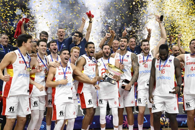 Timnas Basket Spanyol menjuarai FIBA EuroBasket 2022.