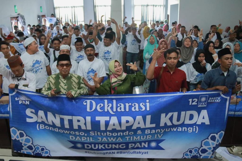 Ratusan Santri Tapal Kuda Deklarasi Mendukung PAN untuk 2024