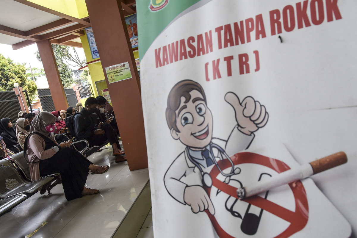 Rancangan Perpres Peta Jalan Industri Hasil Tembakau Tidak Melindungi Anak.