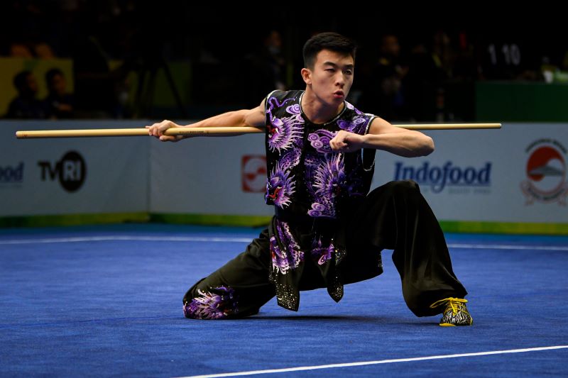 Josh Tiesto Tanto, salah satu peraih medali emas dalam Kejauaraan Asia Wushu Junior.