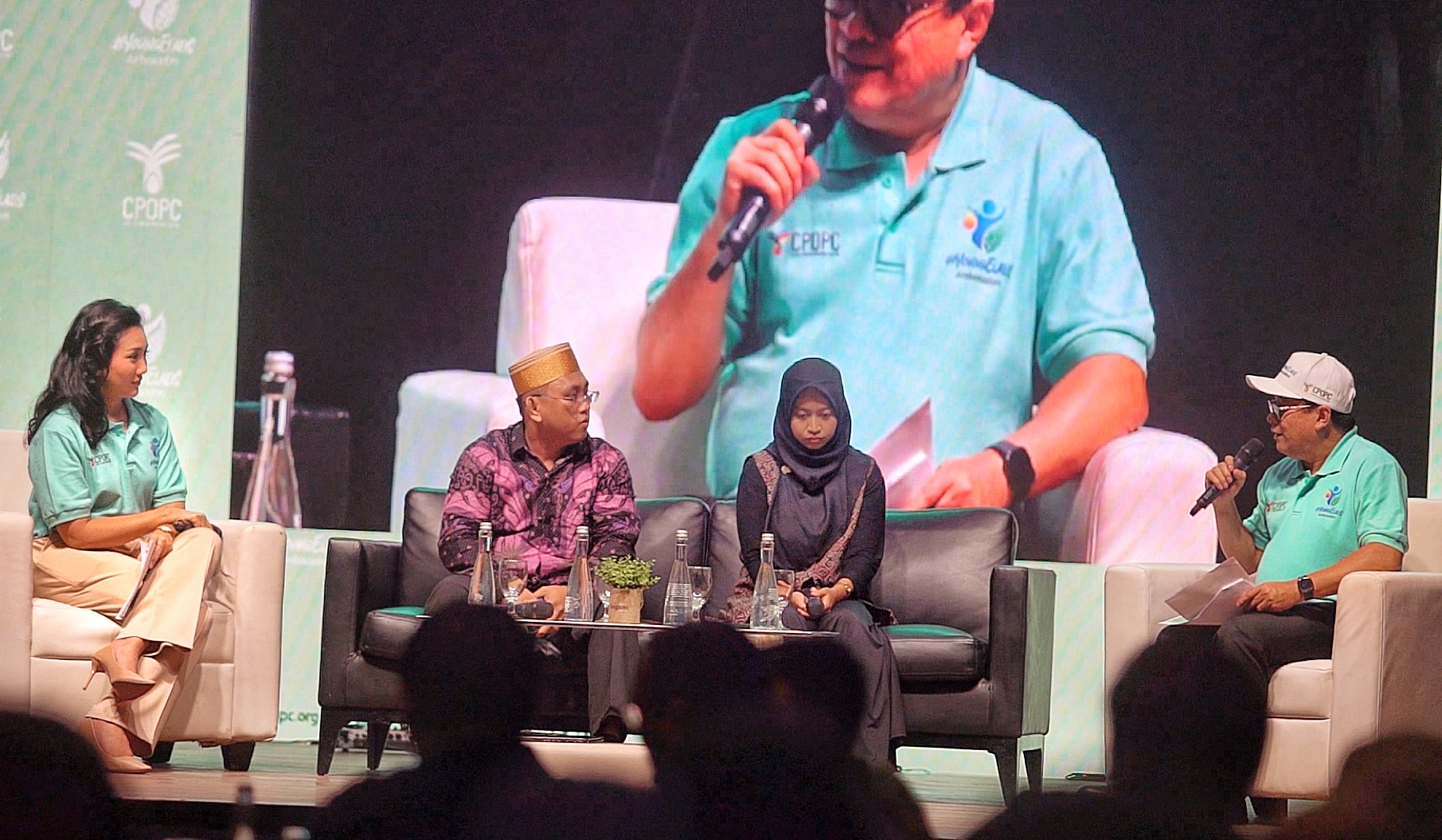 Peluncuran program Duta Besar Muda Kelapa Sawit  di M Bloc, Jakarta Selatan