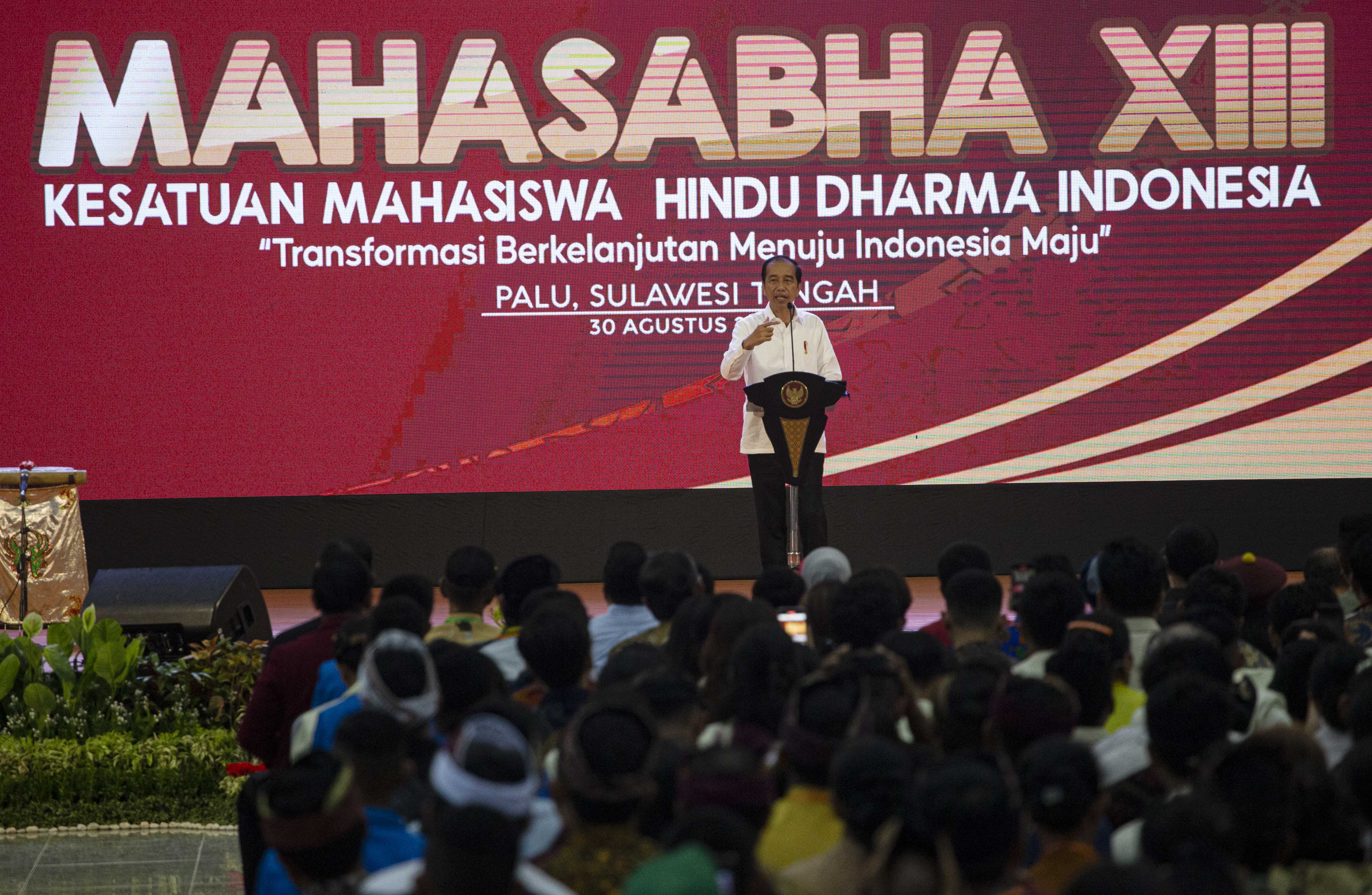 Presiden Ajak Mahasiswa Sosialisasikan Pengurangan Polusi Udara