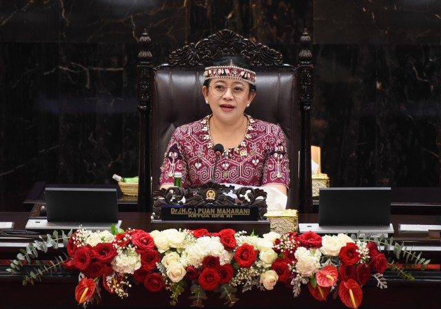 Ketua DPR RI Puan Maharani dalam sidang Paripurna DPR RI, Gedung Nusantara I, DPR RI, Senayan, Jakarta (16/8)