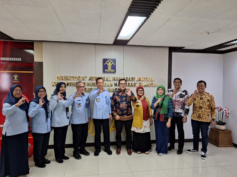 Komisi Hukum dan HAM MUI bertemu Direktur Jenderal HAM Dhahana Putra.