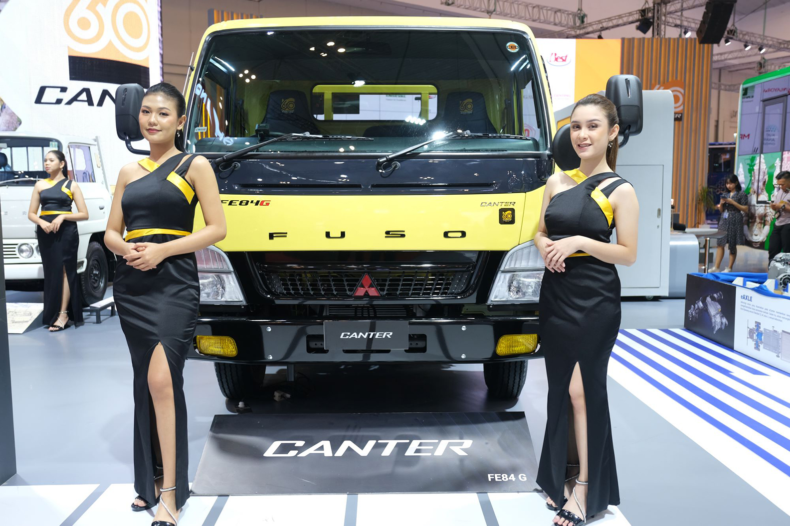 FUSO Canter Special Edition