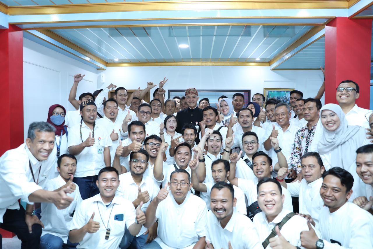 Ganjar Genjot Kualitas Layanan Air Bersih di Jateng