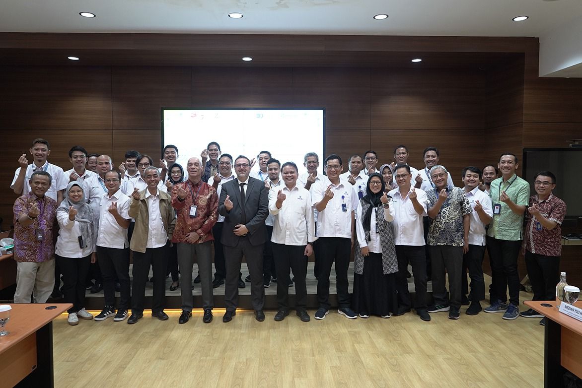 Para peserta Technology Forum ke-1 dengan topik 'Brand Technology Update'.