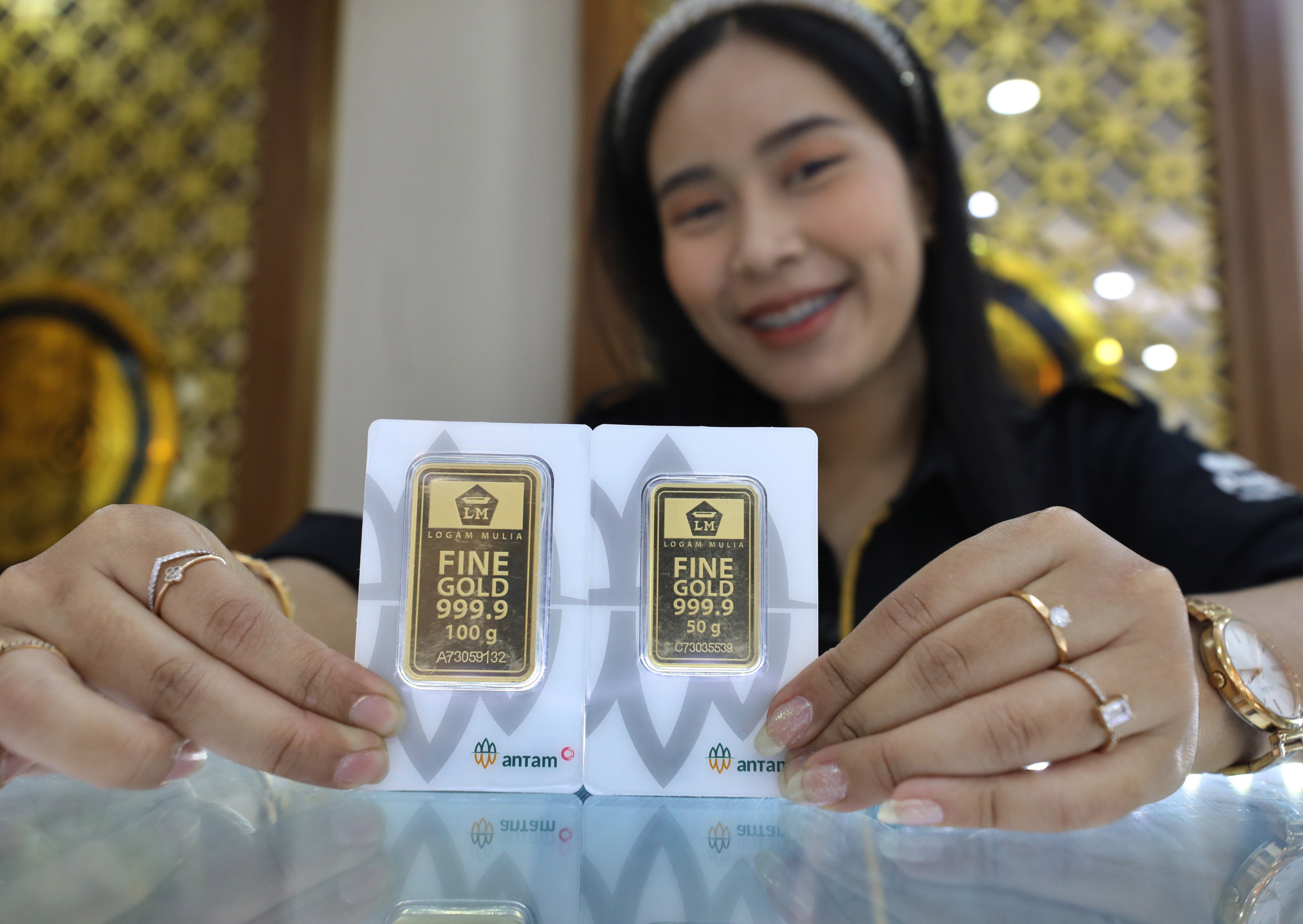 Harga Emas Antam Pagi Ini Naik Rp4.000