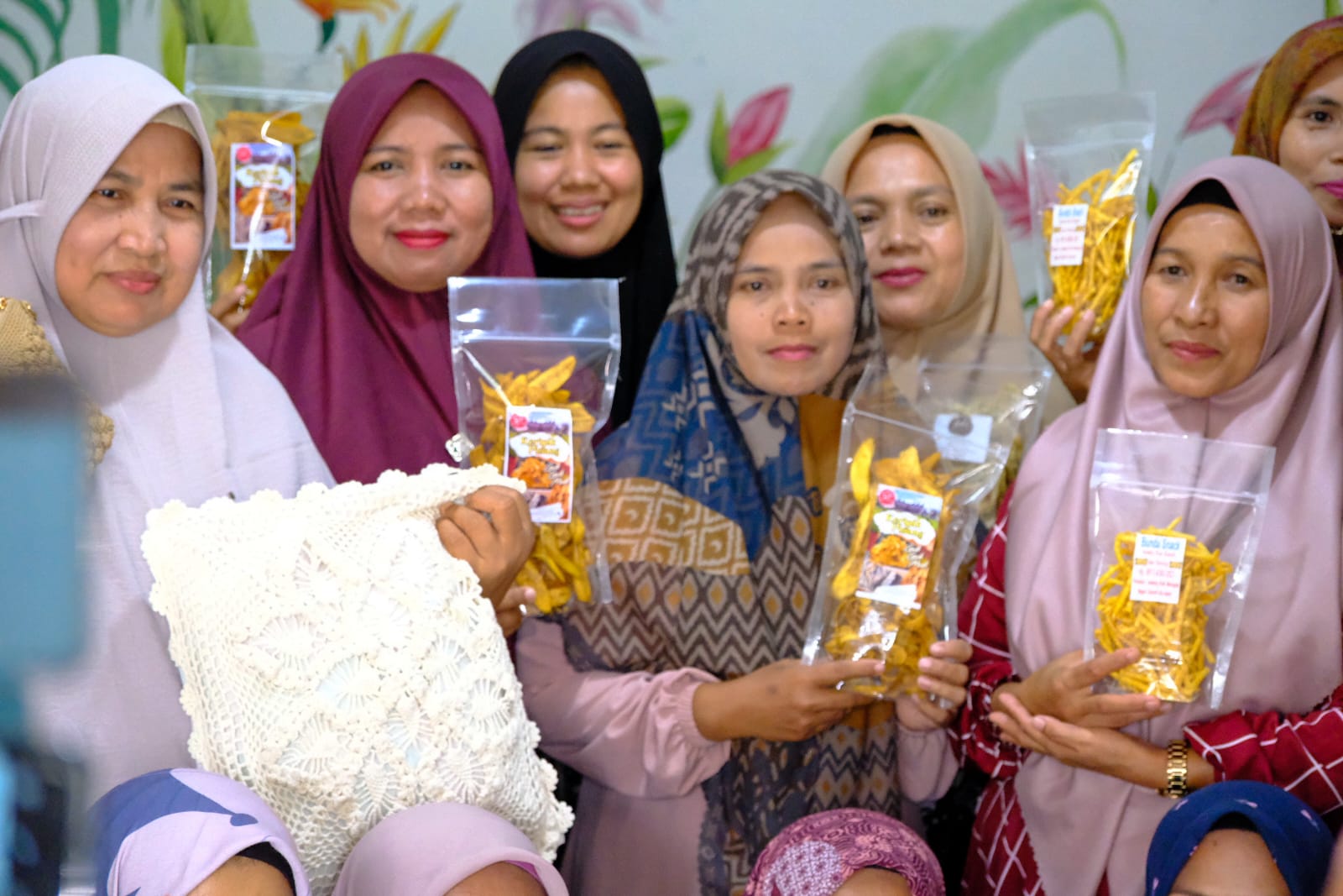  Anggota Forum UMKM Nagari Salareh Aia mitra PT AMP Plantation, Wilmar Group.