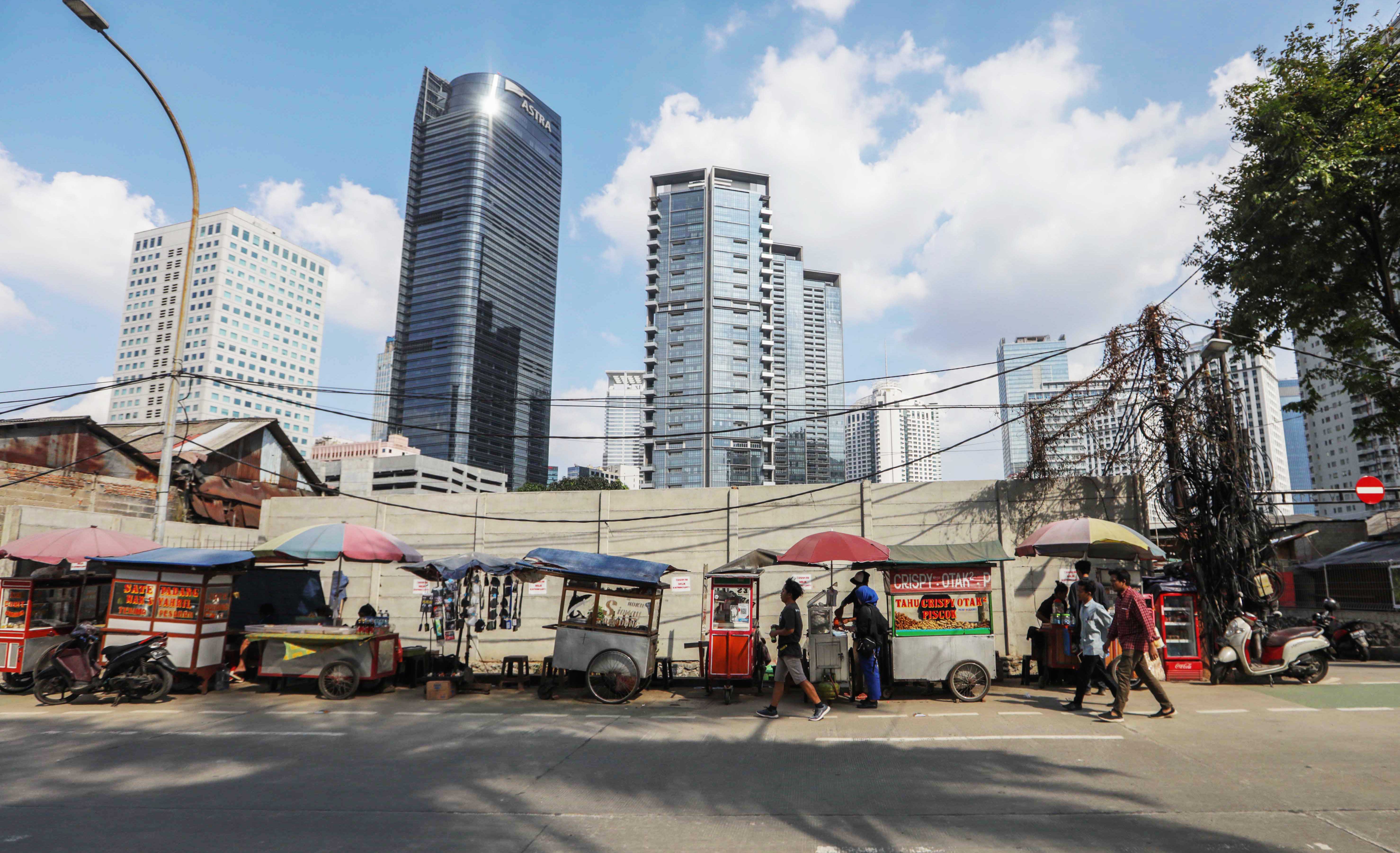 Ruang perkantor di kawasan Sudirman Jakarta