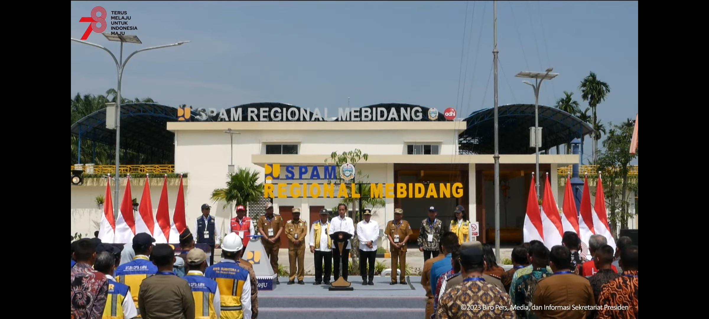 Presiden Joko Widodo meresmikan SPAM Regional Mebidang