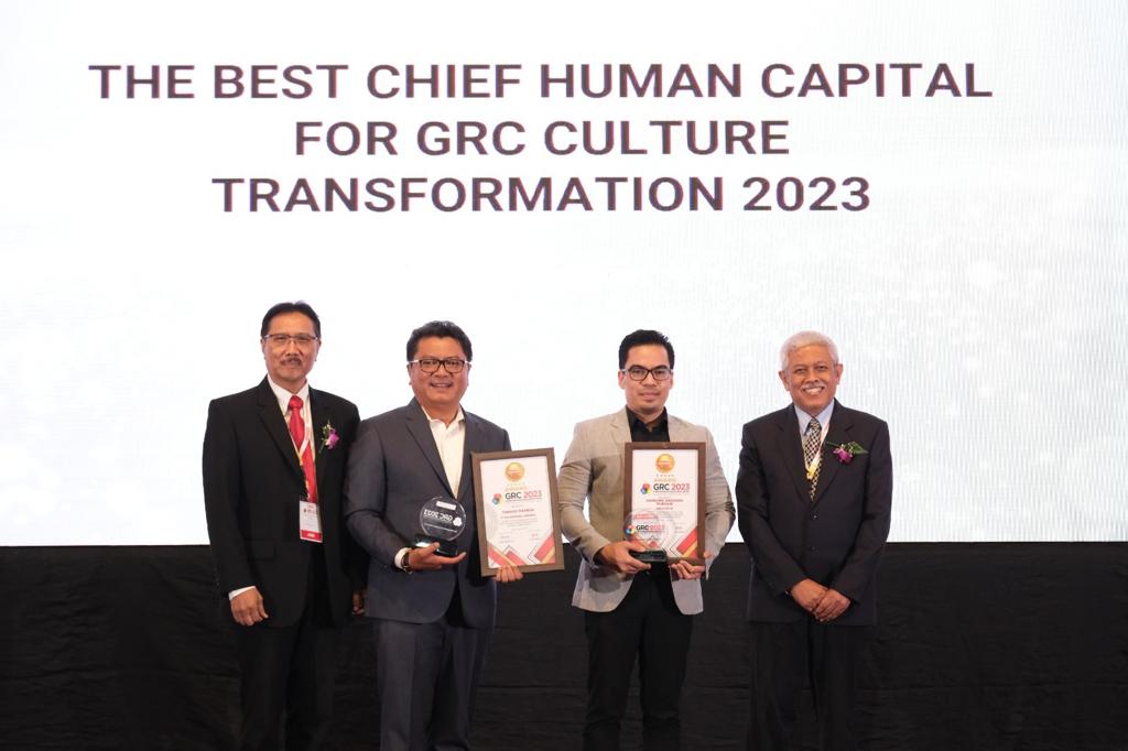 Peruri  meraih penghargaan 5 Star Silver kategori The Best GRC For Corporate Risk Management 2023.