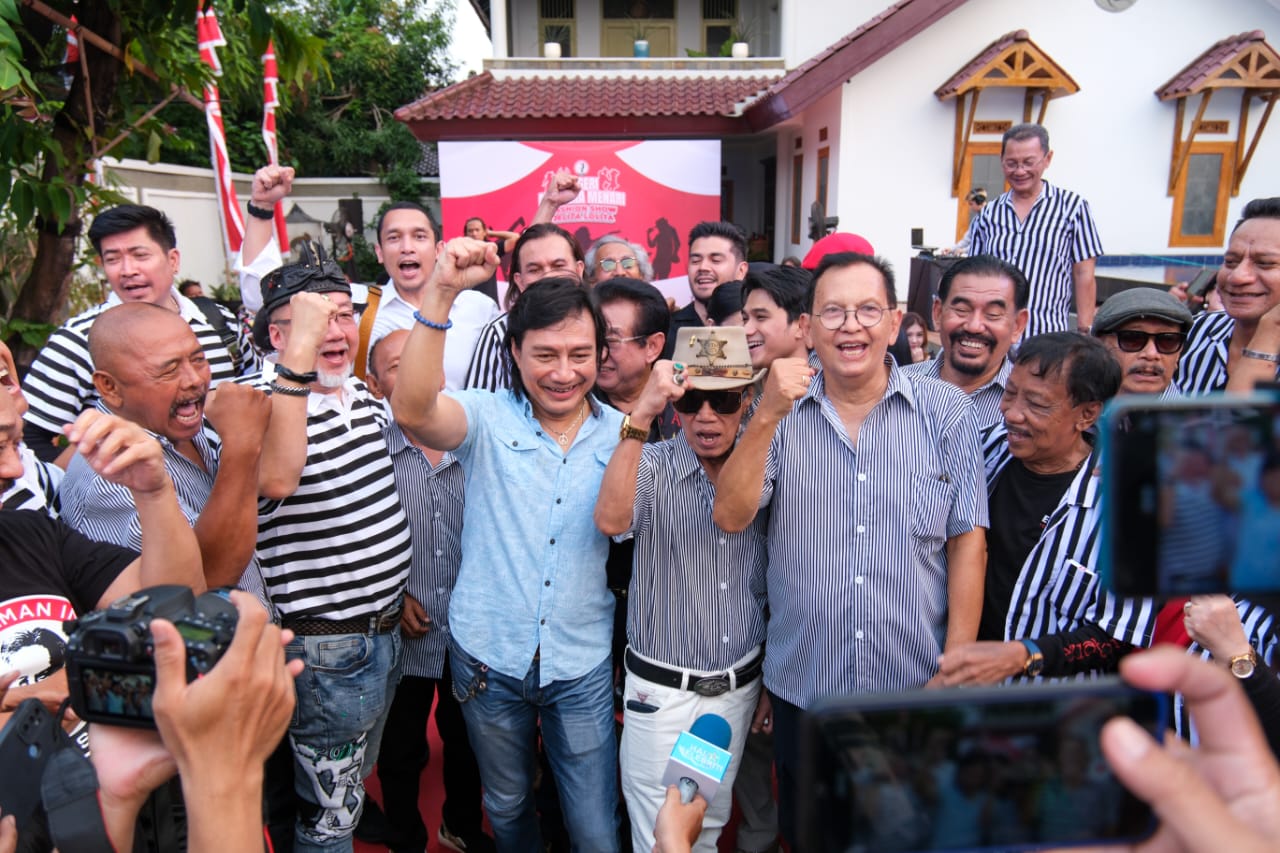 Gabungan Seniman Indonesia di ajang Negeri Merdeka Menari