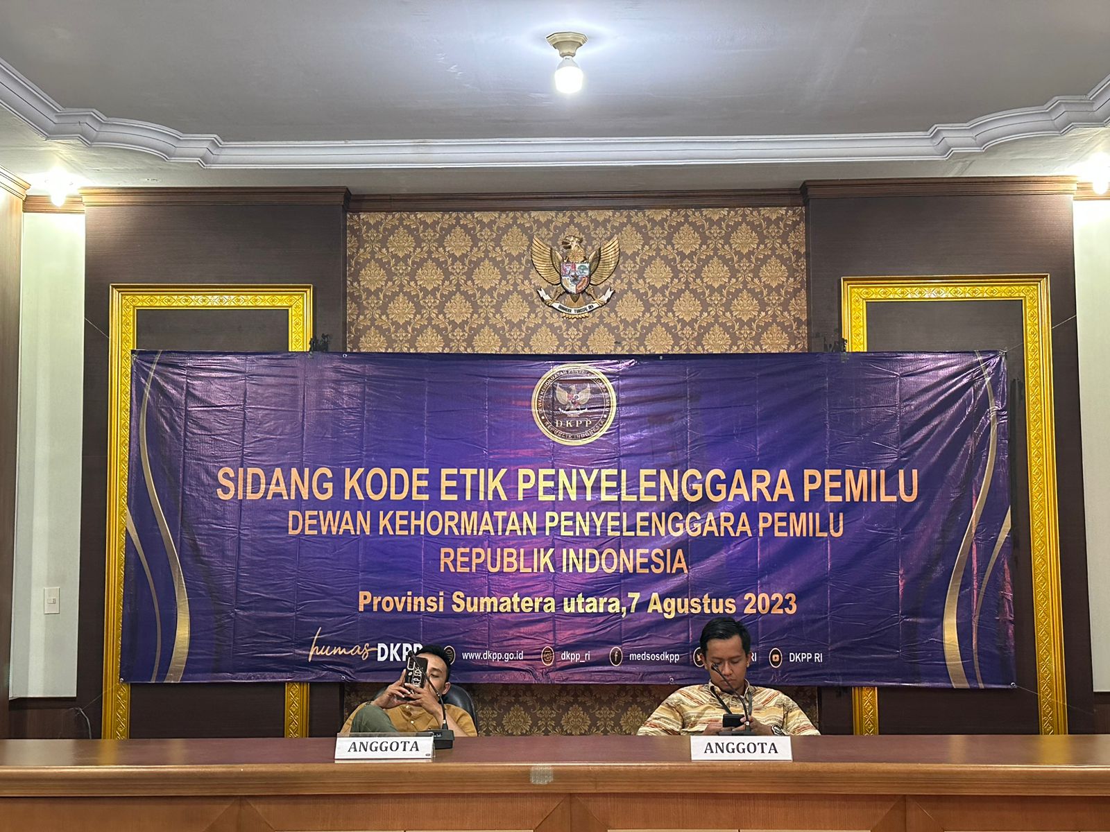 Enam pengawas pemilu dari Kabupaten Nias Selatan bakal diperiksa DKPP terkait dugaan pelanggaran Kode Etik Penyelenggara Pemilu (KEPP). 