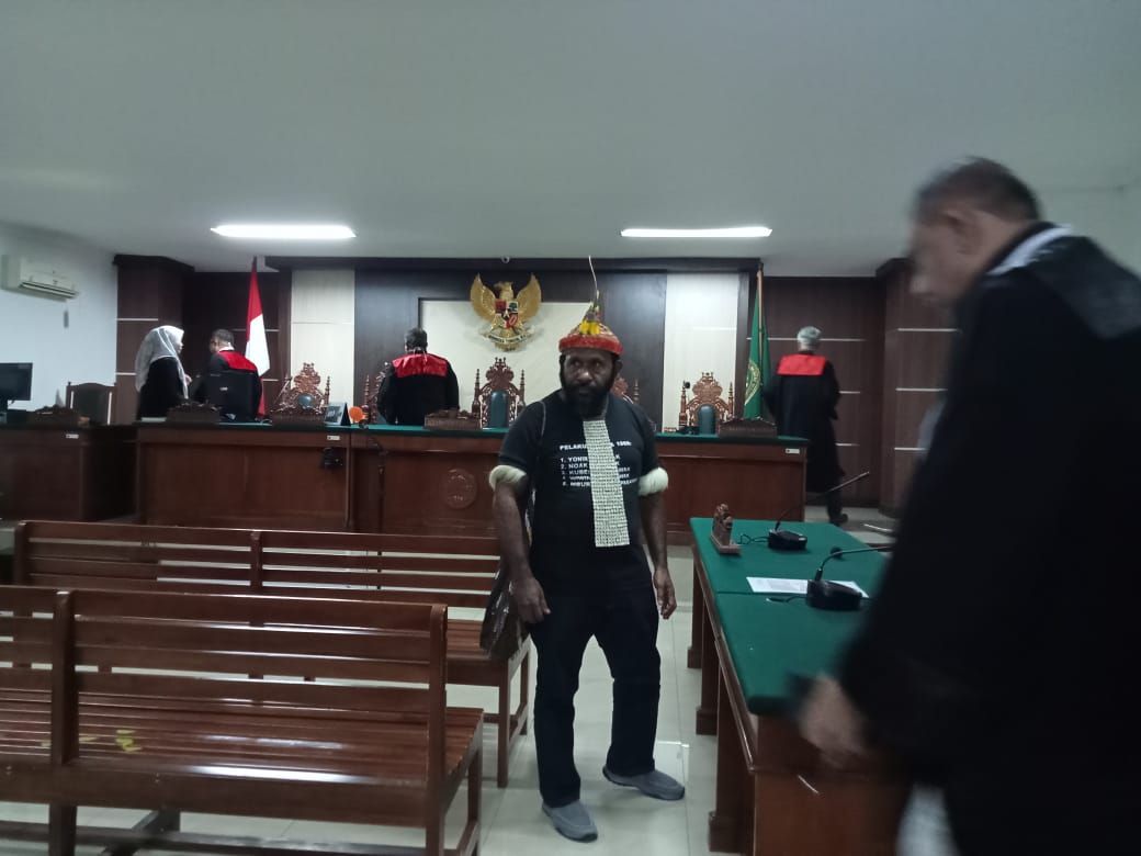 Sidang Bupati Membramo Tengah Nonaktif Ricky Ham Pagawak di Pengadilan Tipikor pada Pengadilan Negeri Makassar, Rabu (2/8).