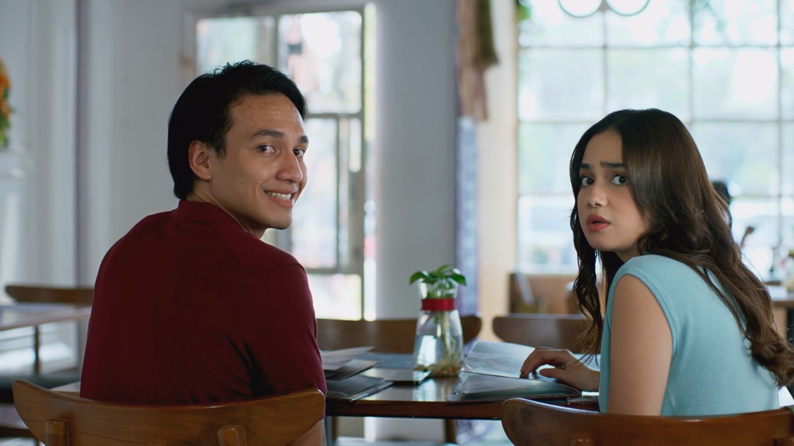 aktor Jefri Nichol dan Syifa Hadju
