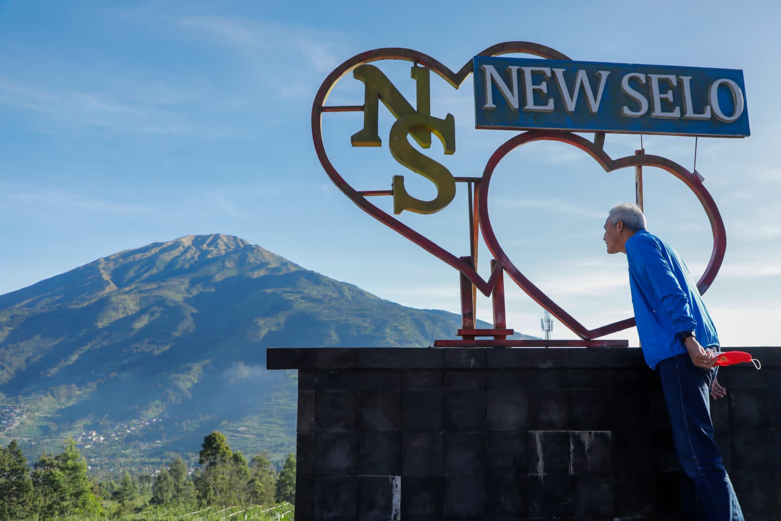 Gubernur Jawa Tengah Ganjar Pranowo di Kecamatan Selo, Boyolali