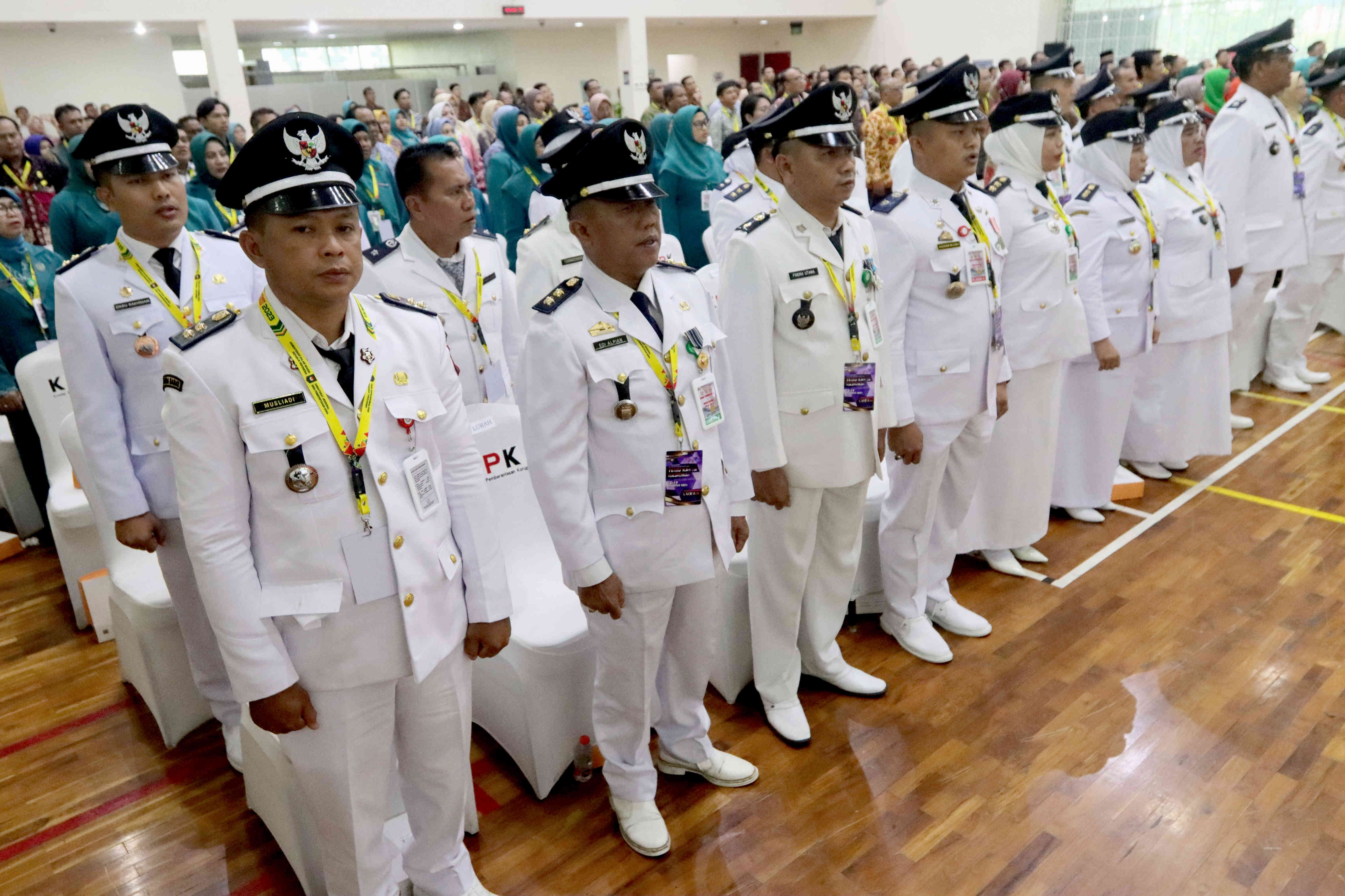 Gaji PNS, TNI/ Polri akan naik 8% pada 2024