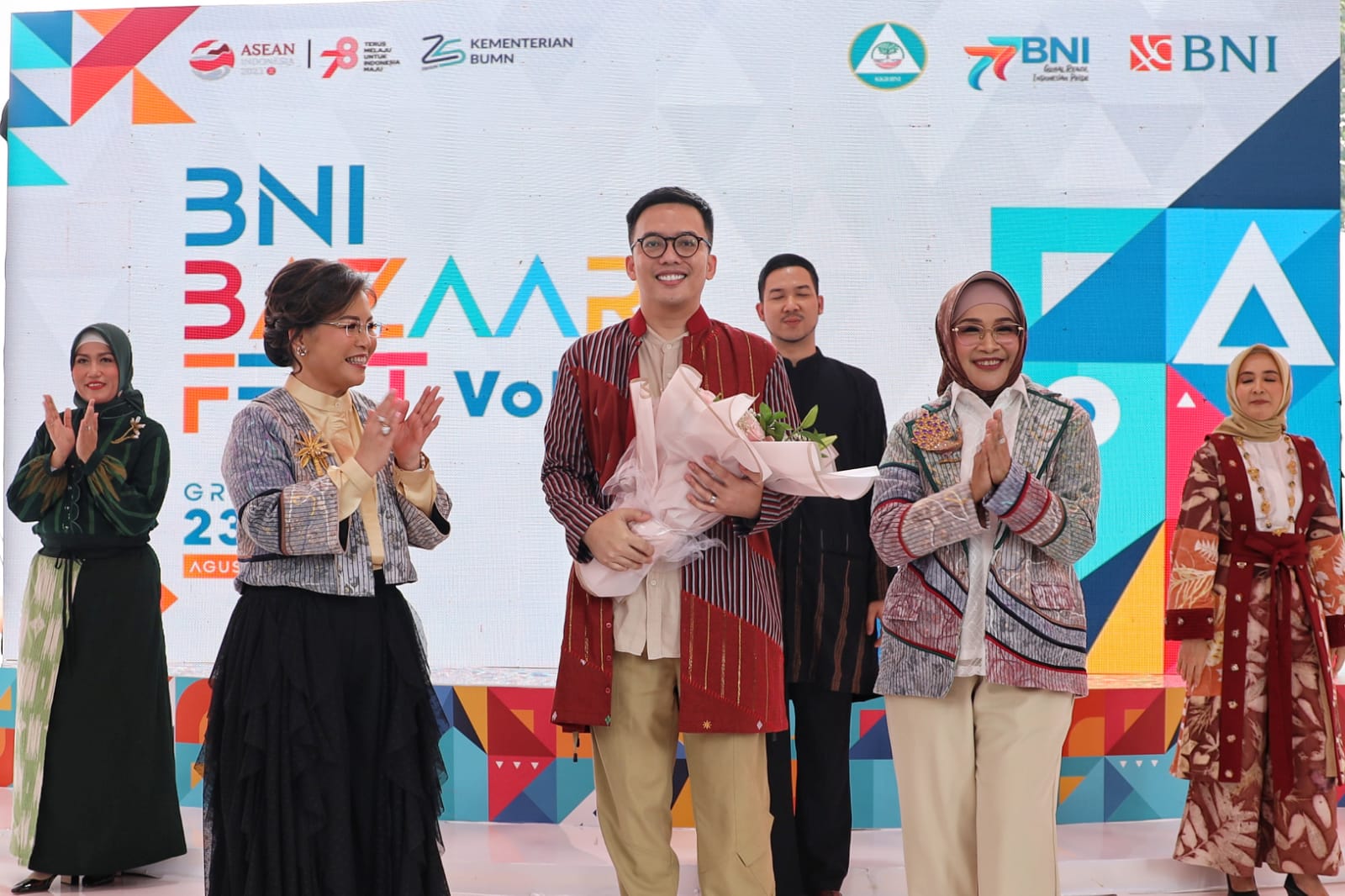 Salah satu kegiatan di acara BNI BazaarFest Vol.2. 