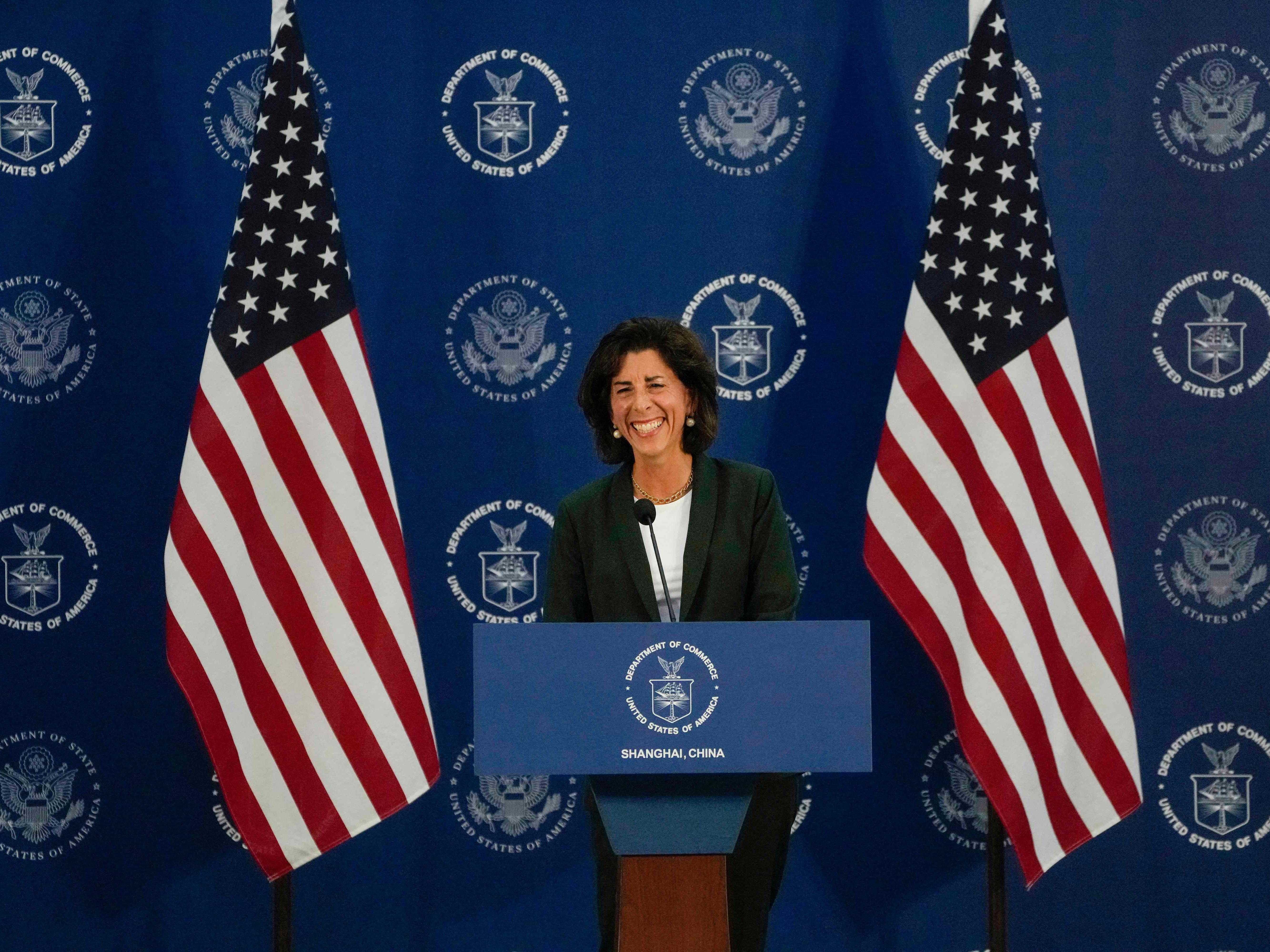 Mendag AS Nilai Bisnis di Tiongkok terlalu Berisiko bagi Perusahaan