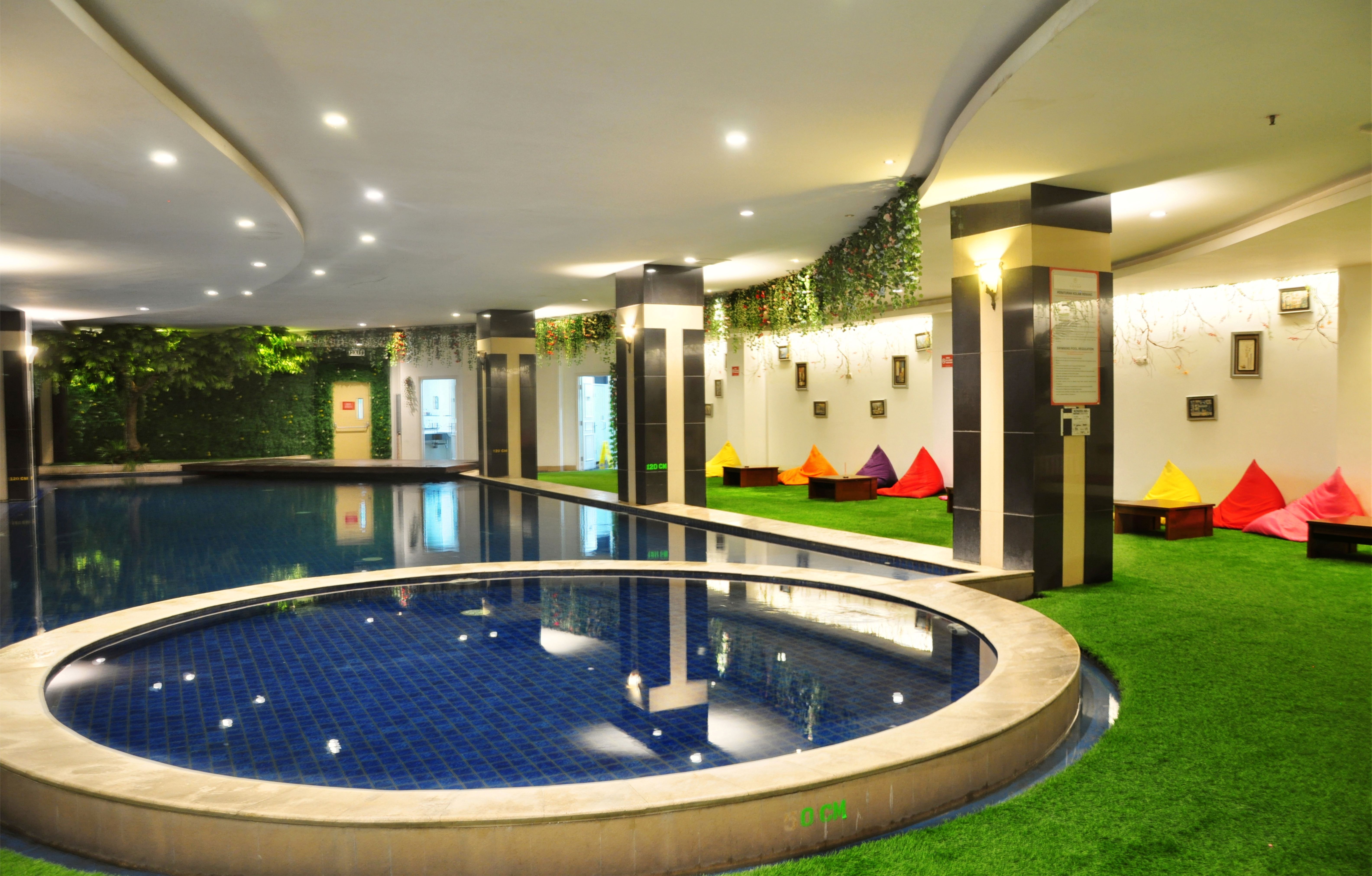 Dalam menyambut Hari Kemerdekaan, Grand Savero Hotel Bogor memberikan beberapa penawaran menarik.