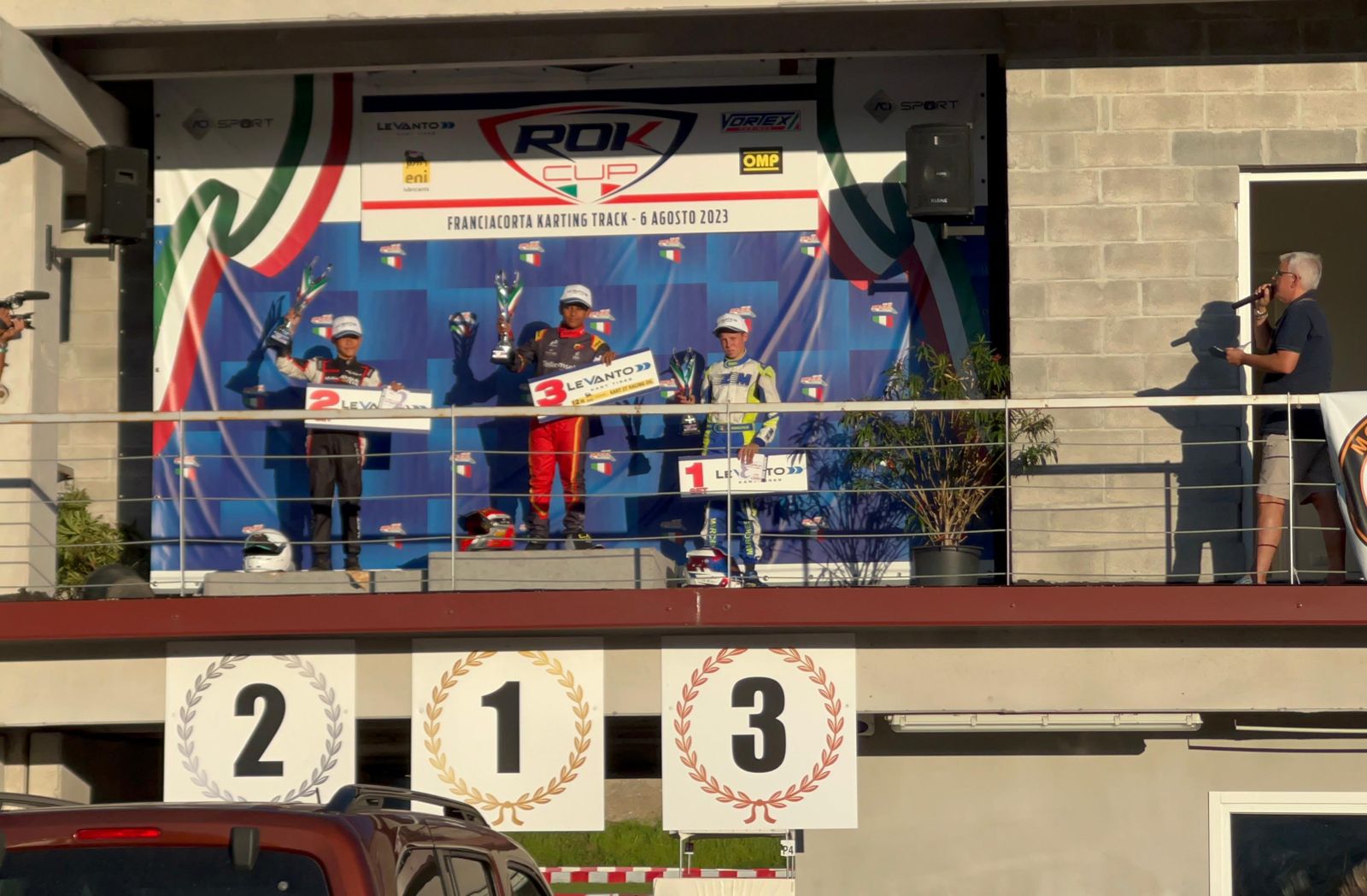 Qarrar Firhand di barisan podium putaran 7 Rok Cup Italy