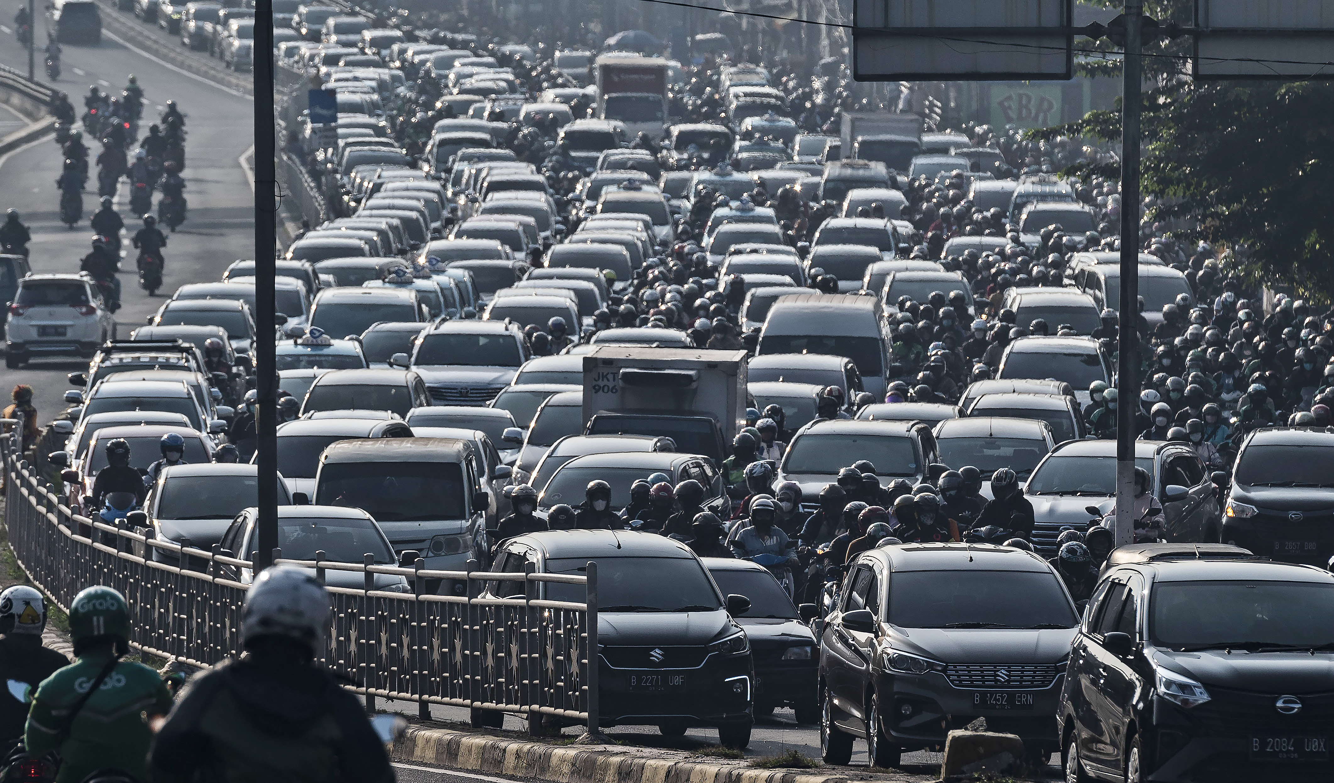 Pembenahan Transportasi Solusi untuk Atasi Polusi di Ibu Kota