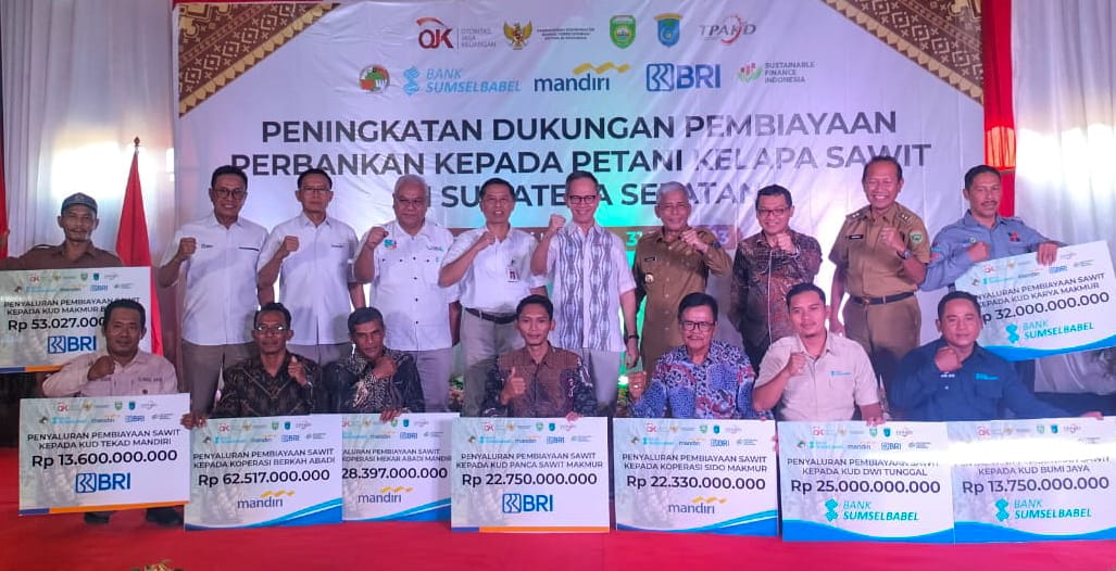 Seremoni Peningkatan Dukungan Pembiayaan Perbankan Kepada Petani Kelapa Sawit di Sumatera Selatan yang berlokasi di KID Maju Jaya.