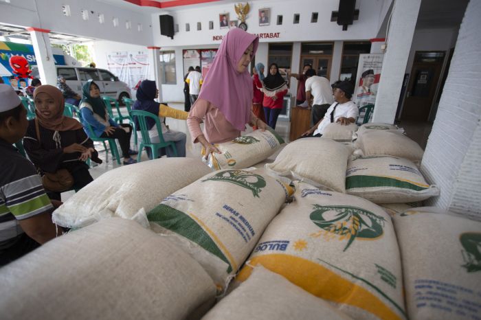 Kemensos Upayakan Masyarakat Miskin Lepas dari Bansos