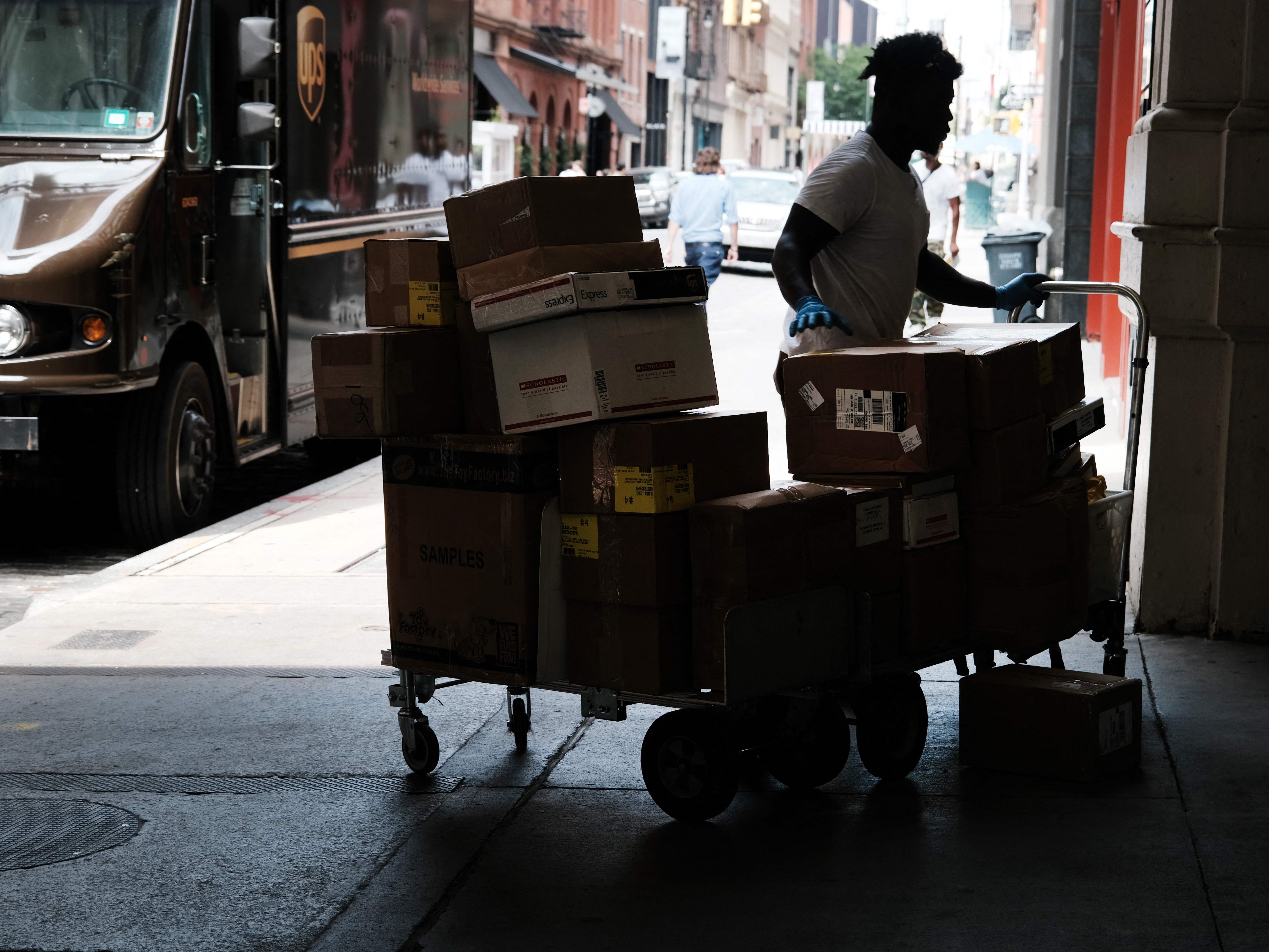 Penciptaan Lapangan Kerja Amerika Serikat di Juli Lebih Rendah
